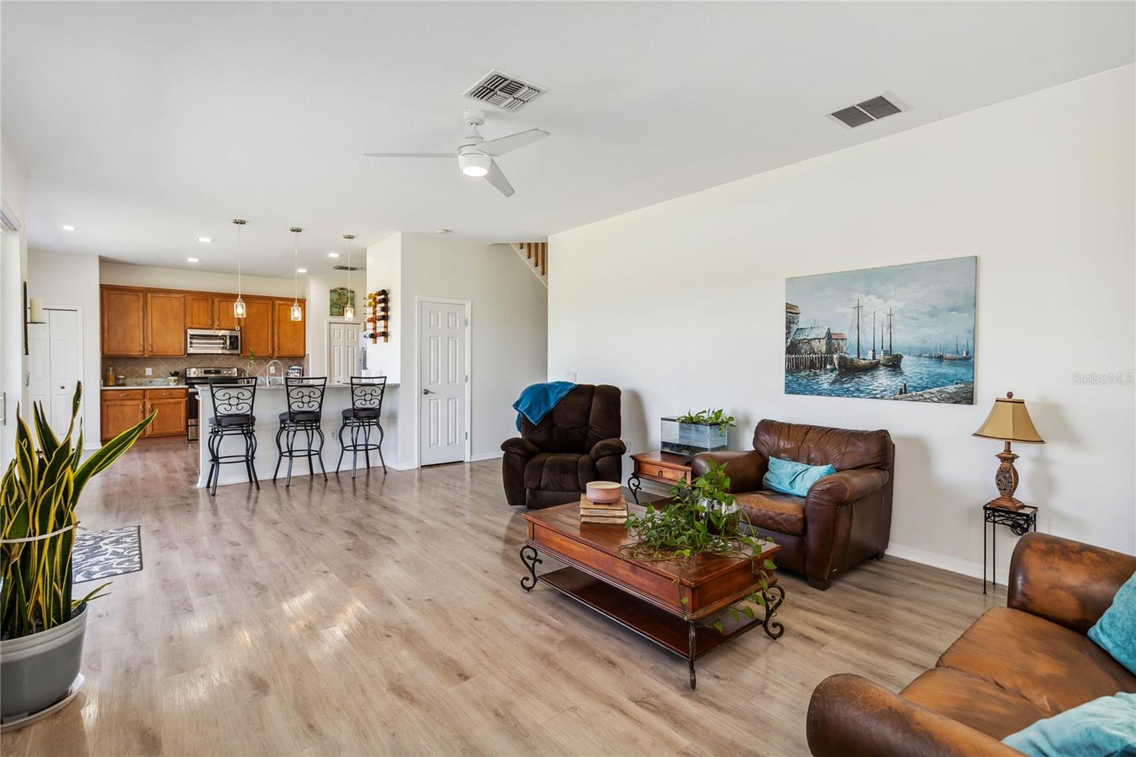 9826 HERON POINTE DR, ORLANDO, FL, 32832