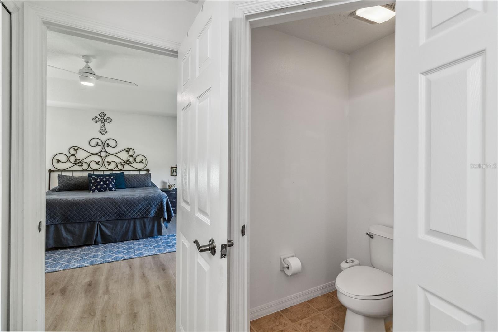 9826 HERON POINTE DR, ORLANDO, FL, 32832