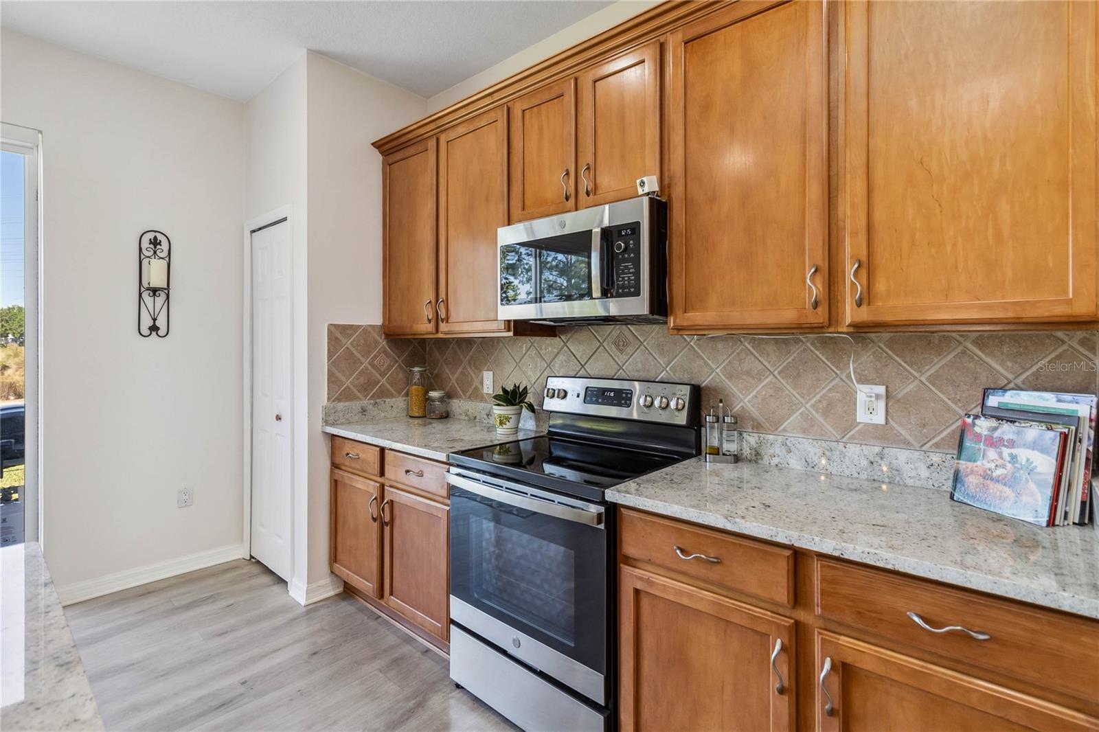 9826 HERON POINTE DR, ORLANDO, FL, 32832
