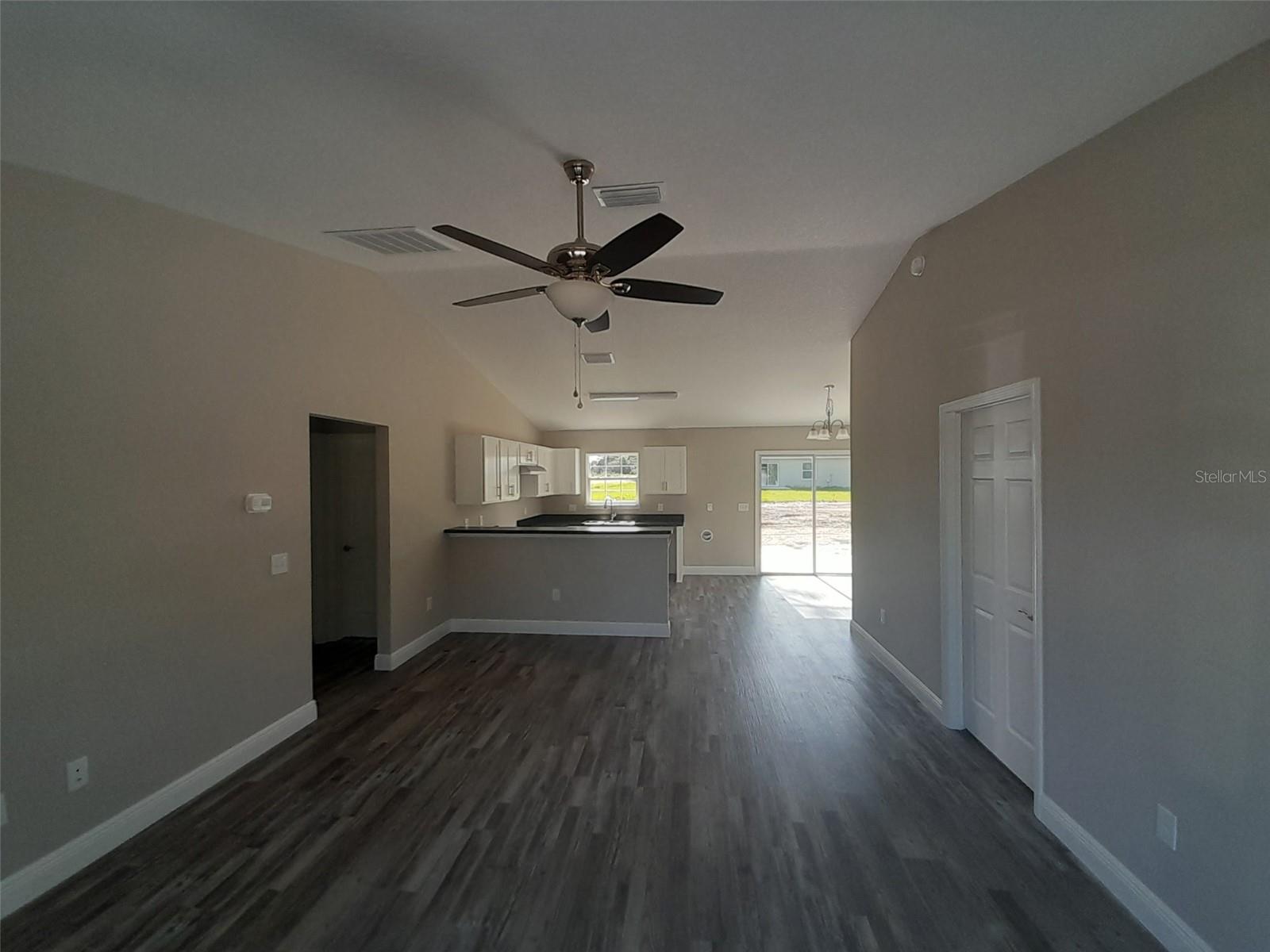 2 MALAUKA LOOP LN, OCKLAWAHA, FL, 32179