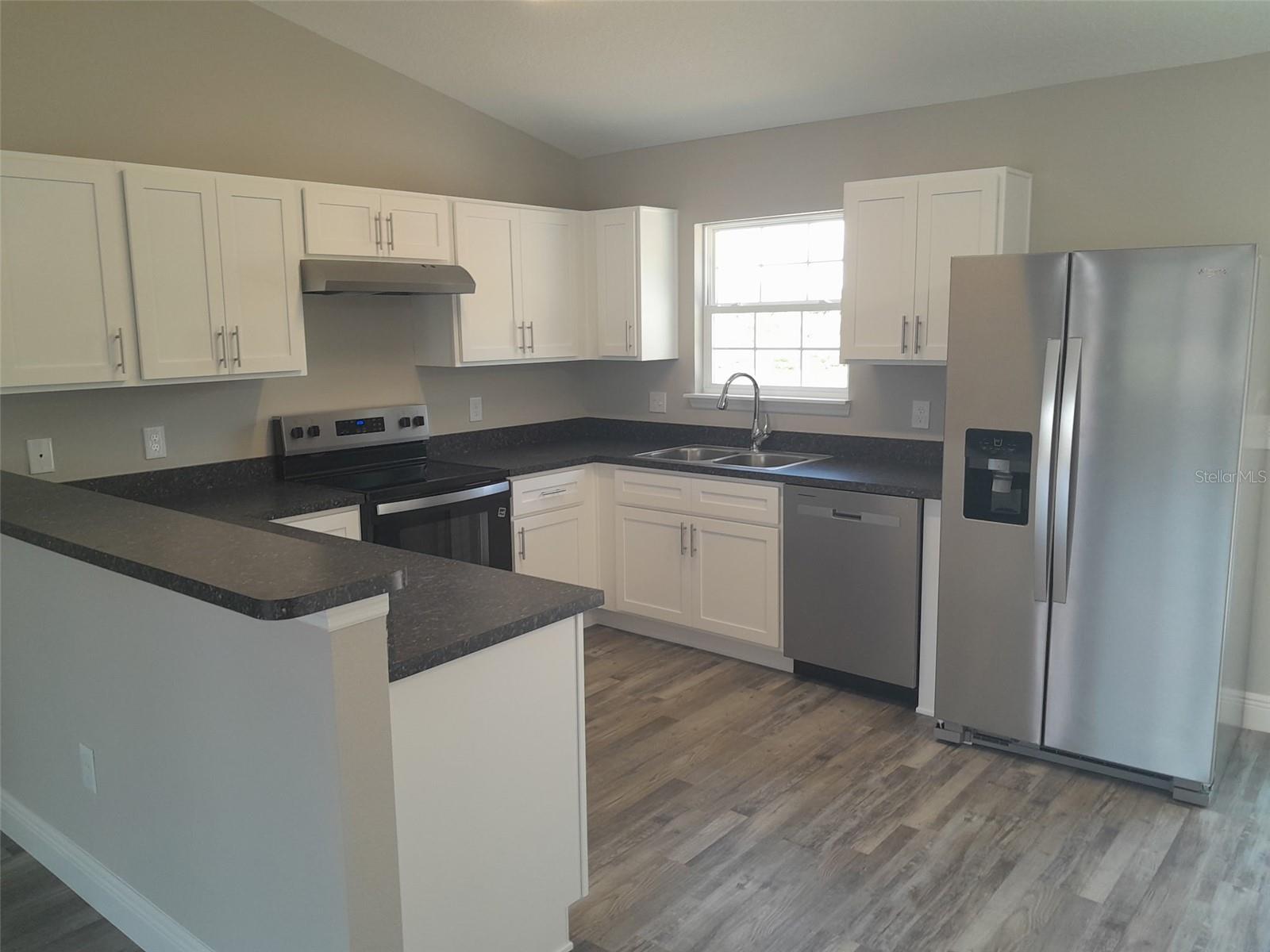 2 MALAUKA LOOP LN, OCKLAWAHA, FL, 32179