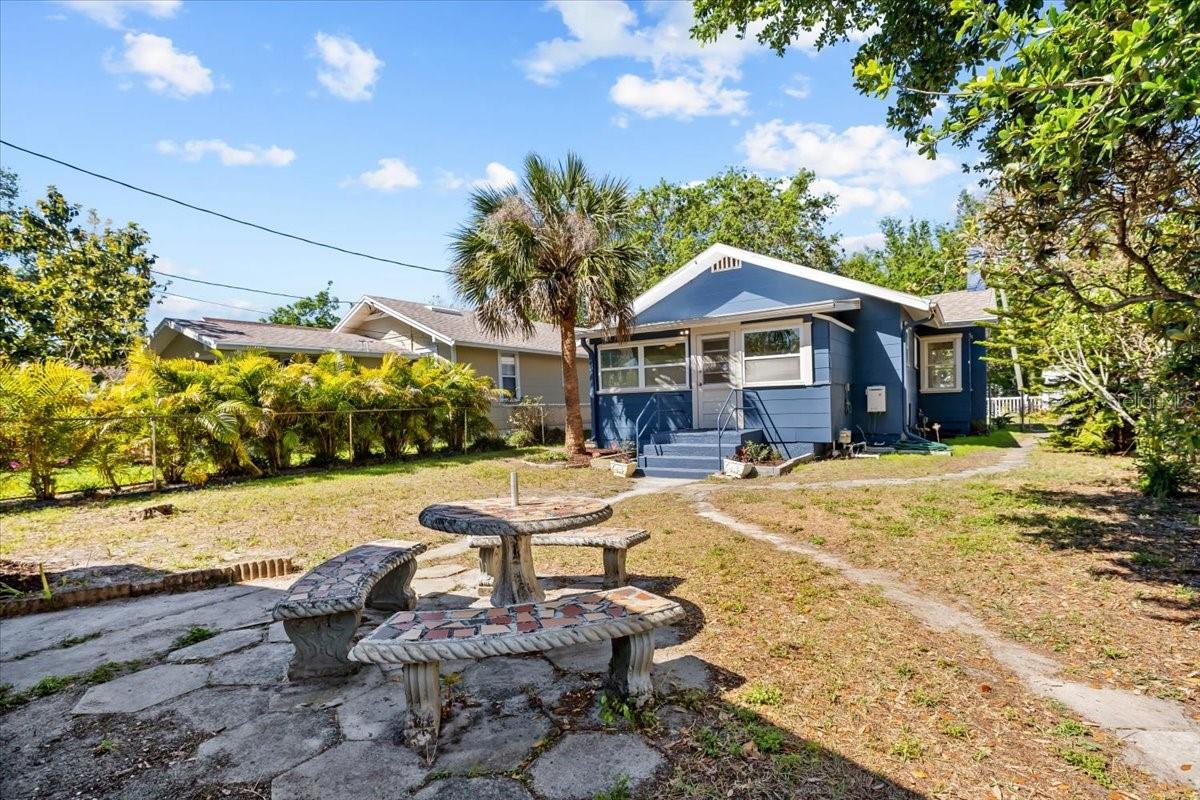 1115 CRESCENT LAKE DR N, ST PETERSBURG, FL, 33701