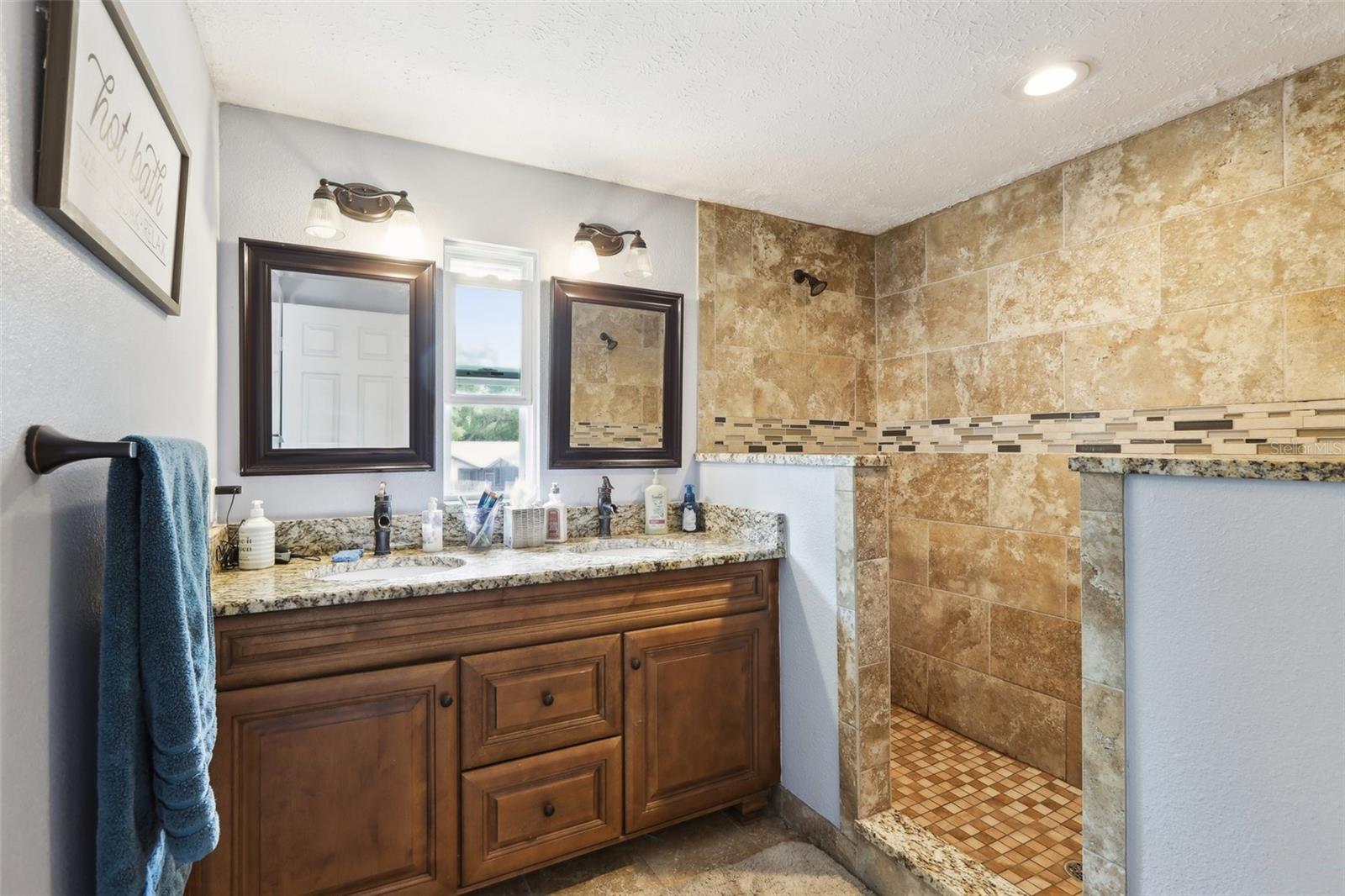 3802 CLOVERHILL CT, BRANDON, FL, 33511