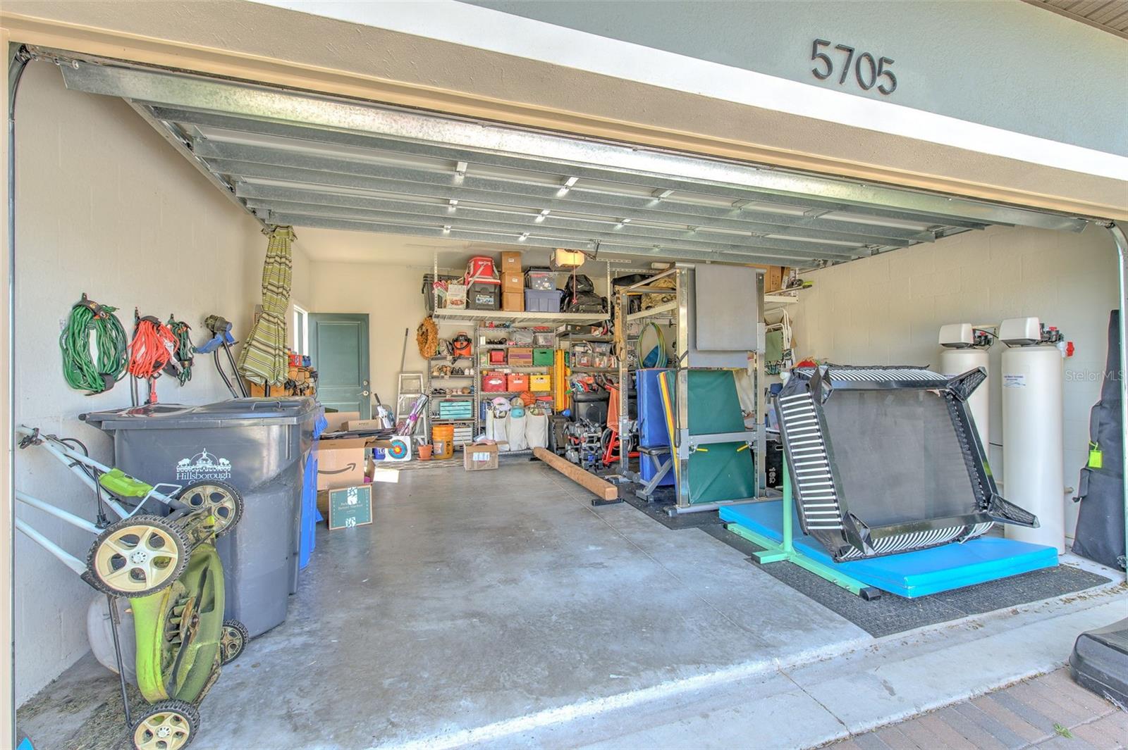 5705 VILLAGE CENTER DR, LITHIA, FL, 33547