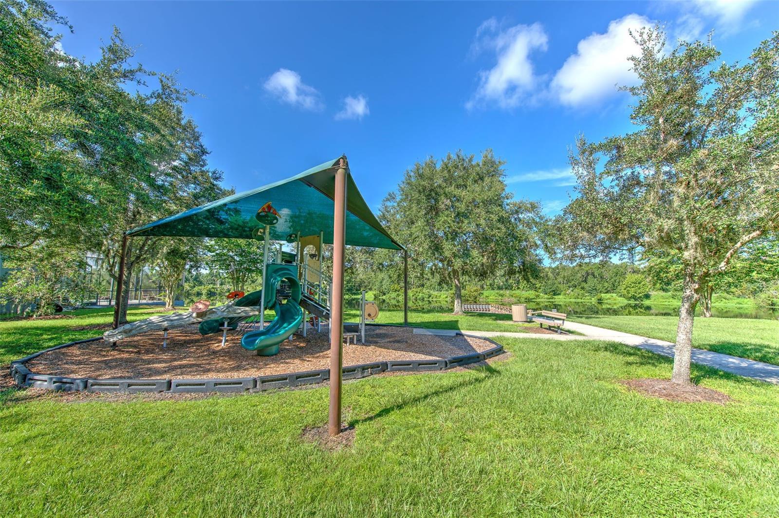 5705 VILLAGE CENTER DR, LITHIA, FL, 33547