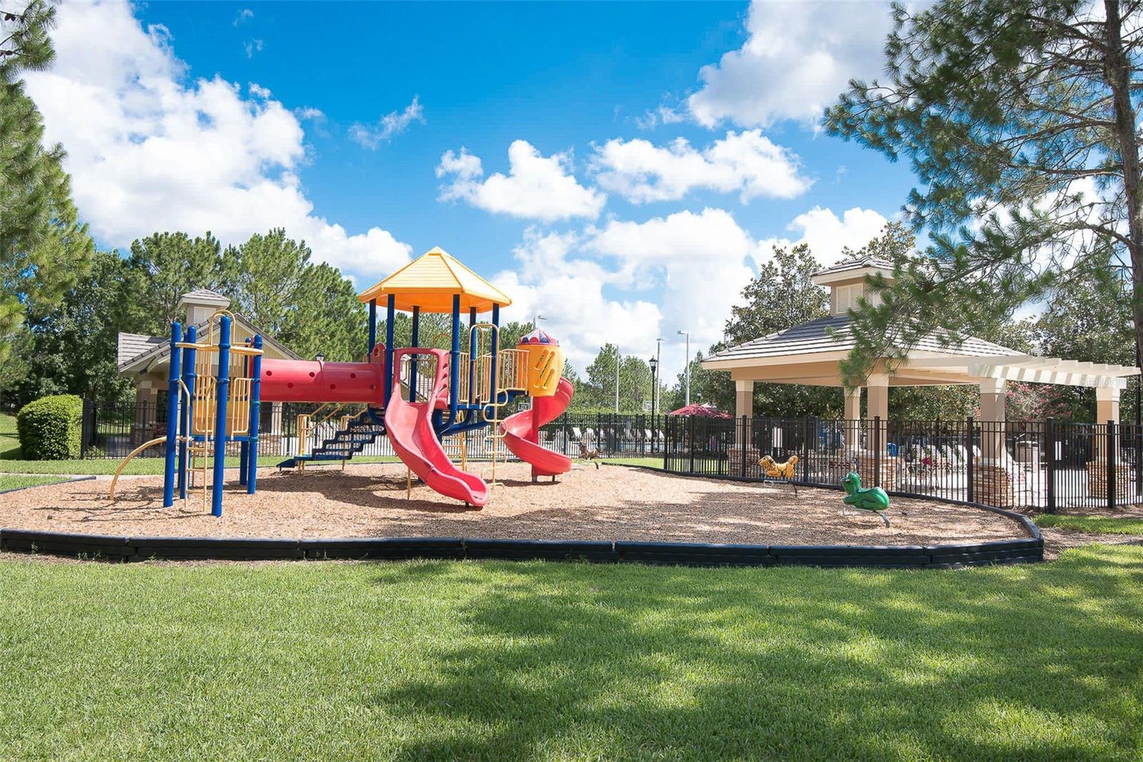 5705 VILLAGE CENTER DR, LITHIA, FL, 33547