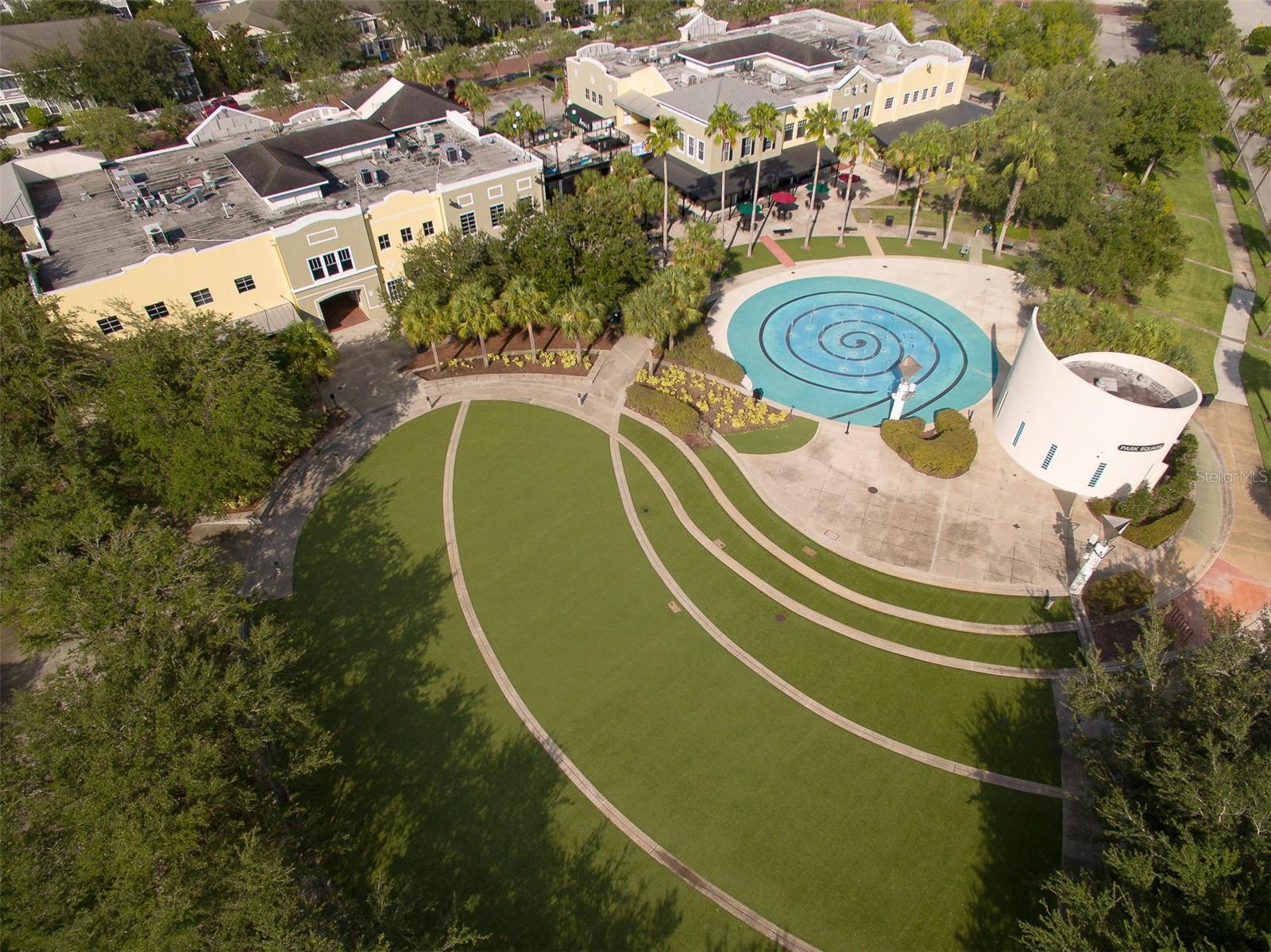 5705 VILLAGE CENTER DR, LITHIA, FL, 33547
