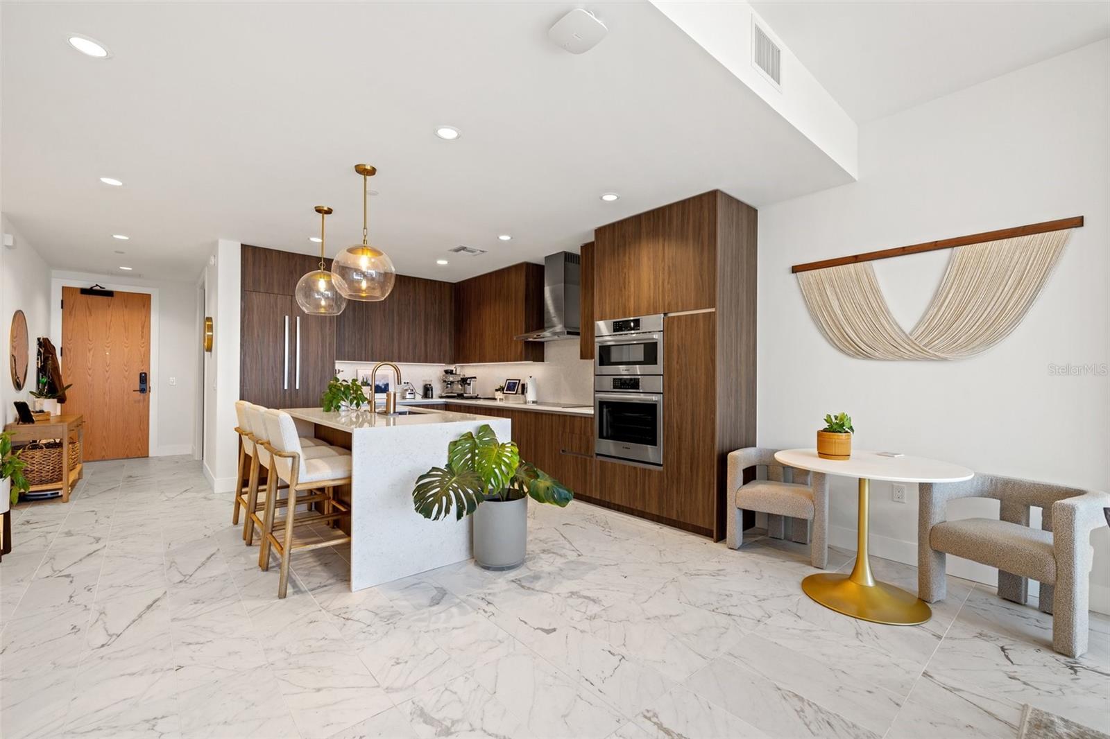 777 3RD AVE N #1007, ST PETERSBURG, FL, 33701