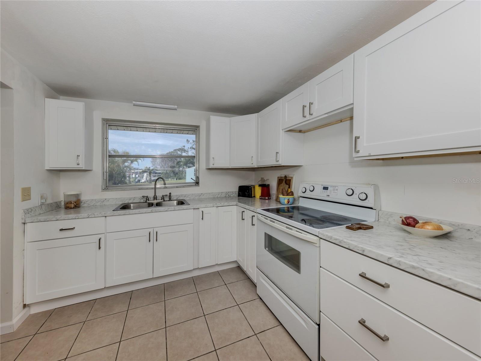 504 BUENA VISTA DR, NOKOMIS, FL, 34275