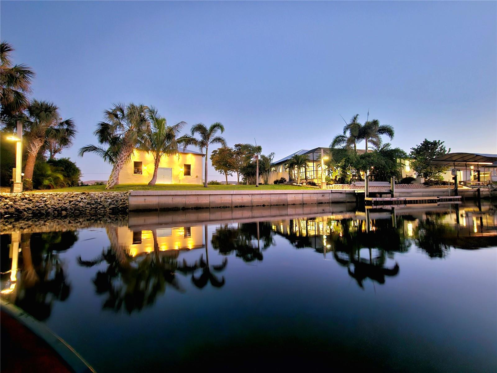 3215 PEACE RIVER DR, PUNTA GORDA, FL, 33983
