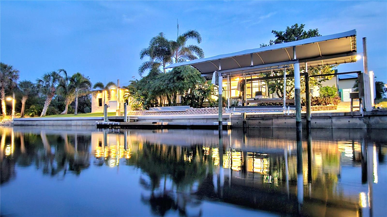3215 PEACE RIVER DR, PUNTA GORDA, FL, 33983