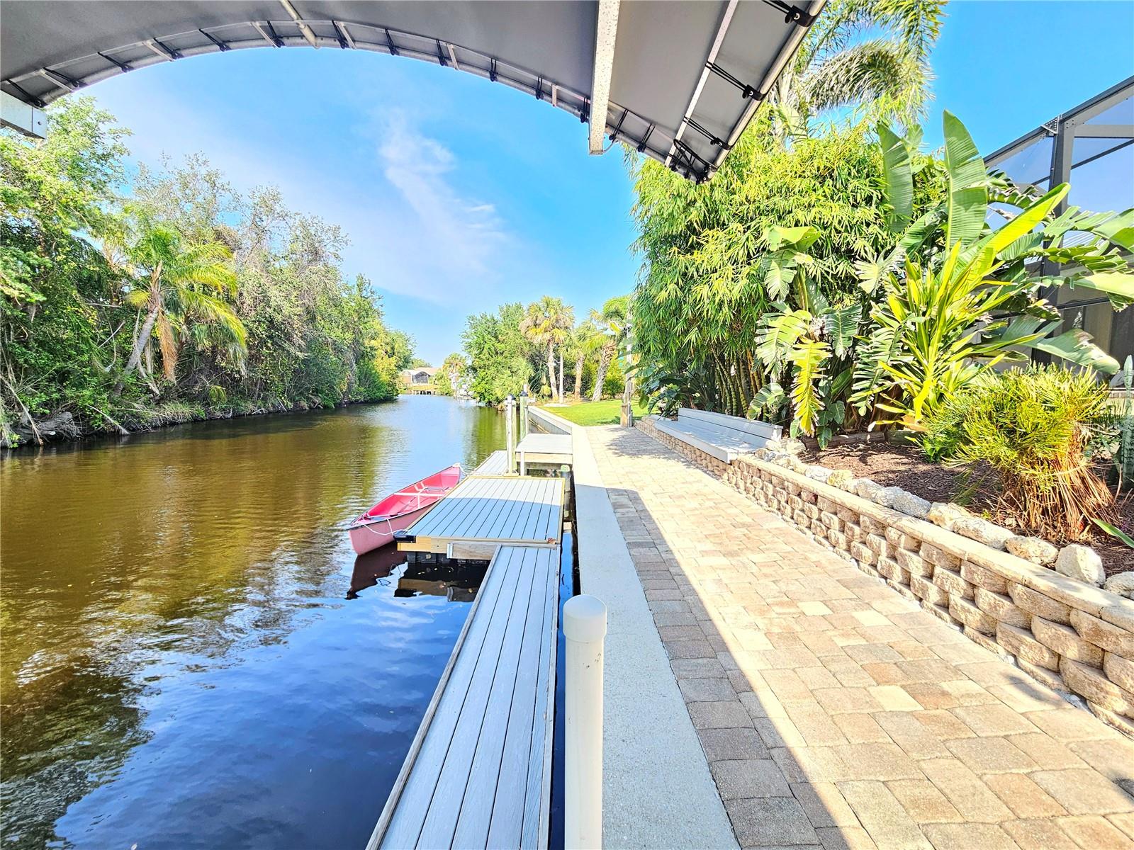 3215 PEACE RIVER DR, PUNTA GORDA, FL, 33983