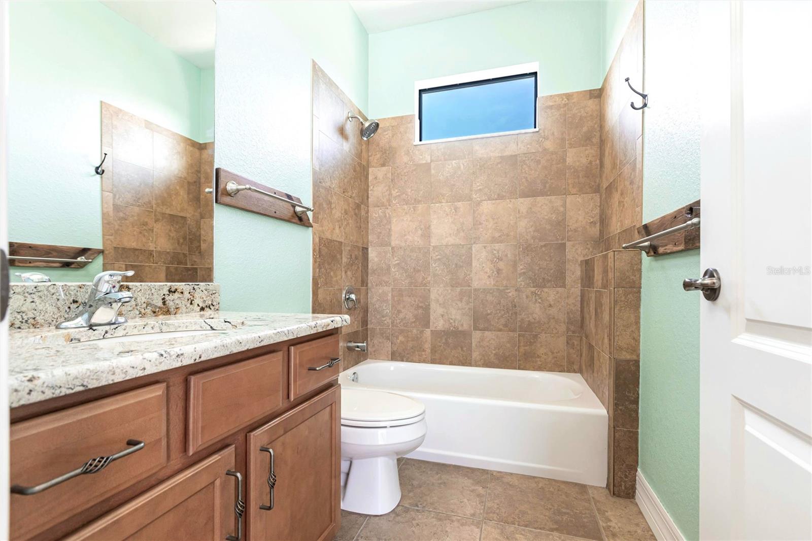 3215 PEACE RIVER DR, PUNTA GORDA, FL, 33983