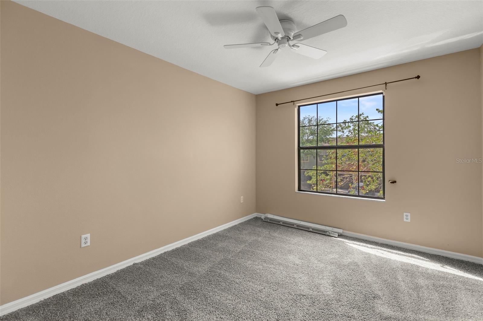 2441 HIBISCUS BAY LN, BRANDON, FL, 33511