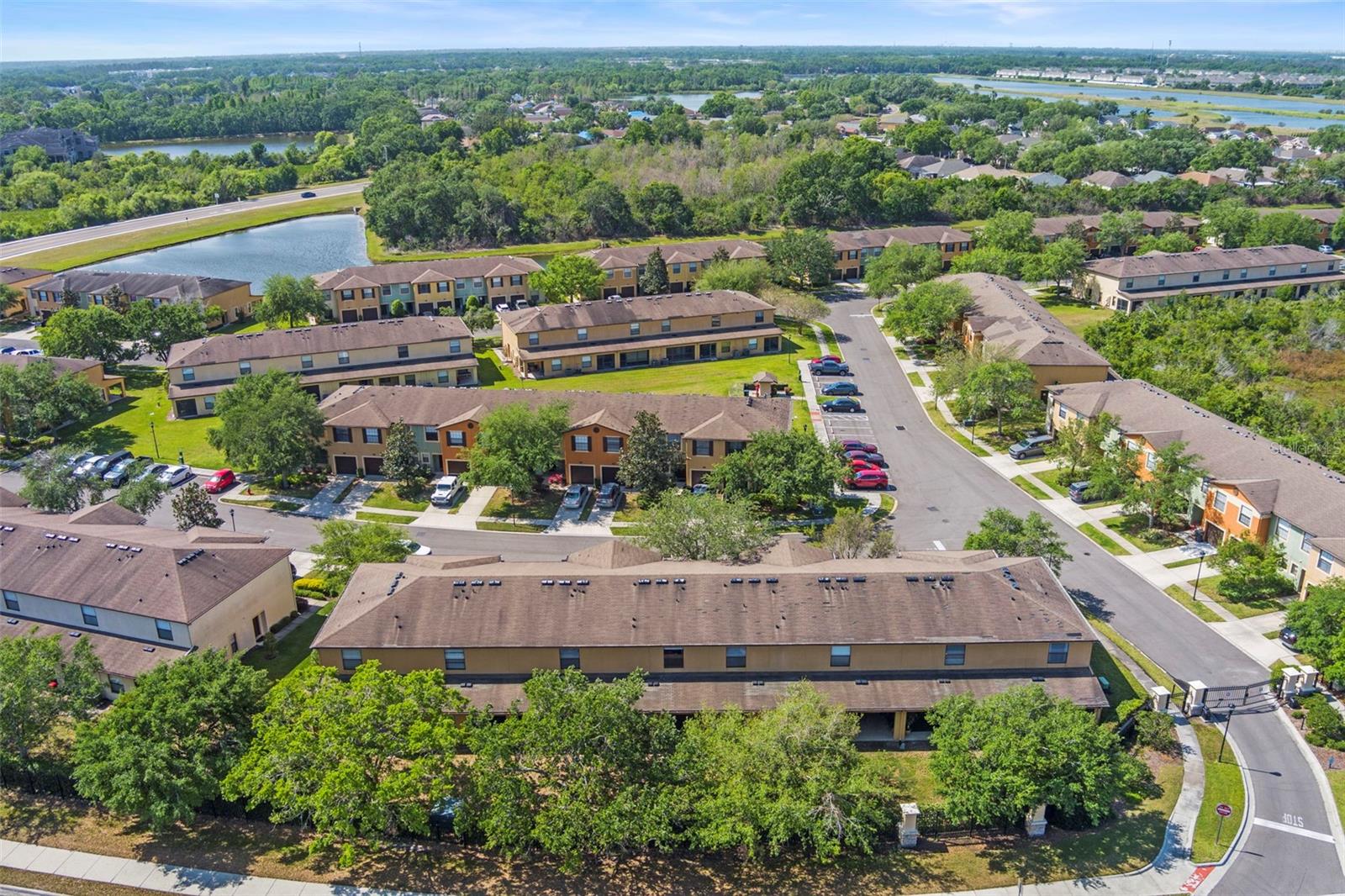 2441 HIBISCUS BAY LN, BRANDON, FL, 33511