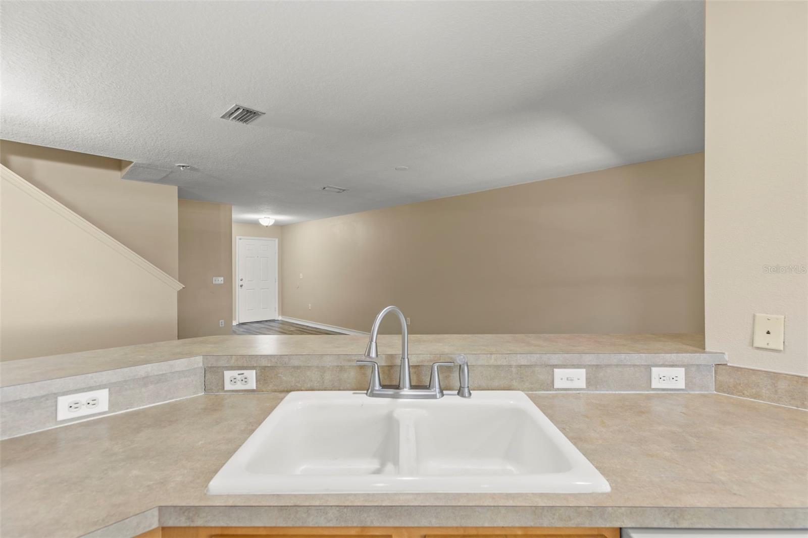 2441 HIBISCUS BAY LN, BRANDON, FL, 33511