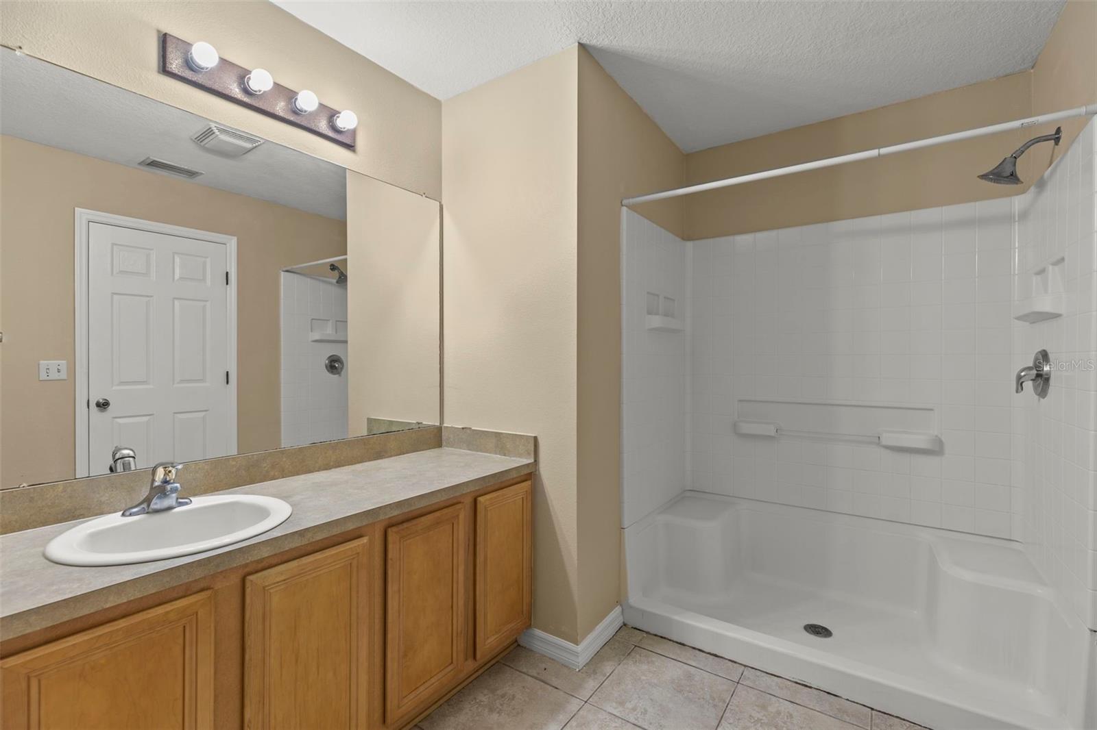 2441 HIBISCUS BAY LN, BRANDON, FL, 33511