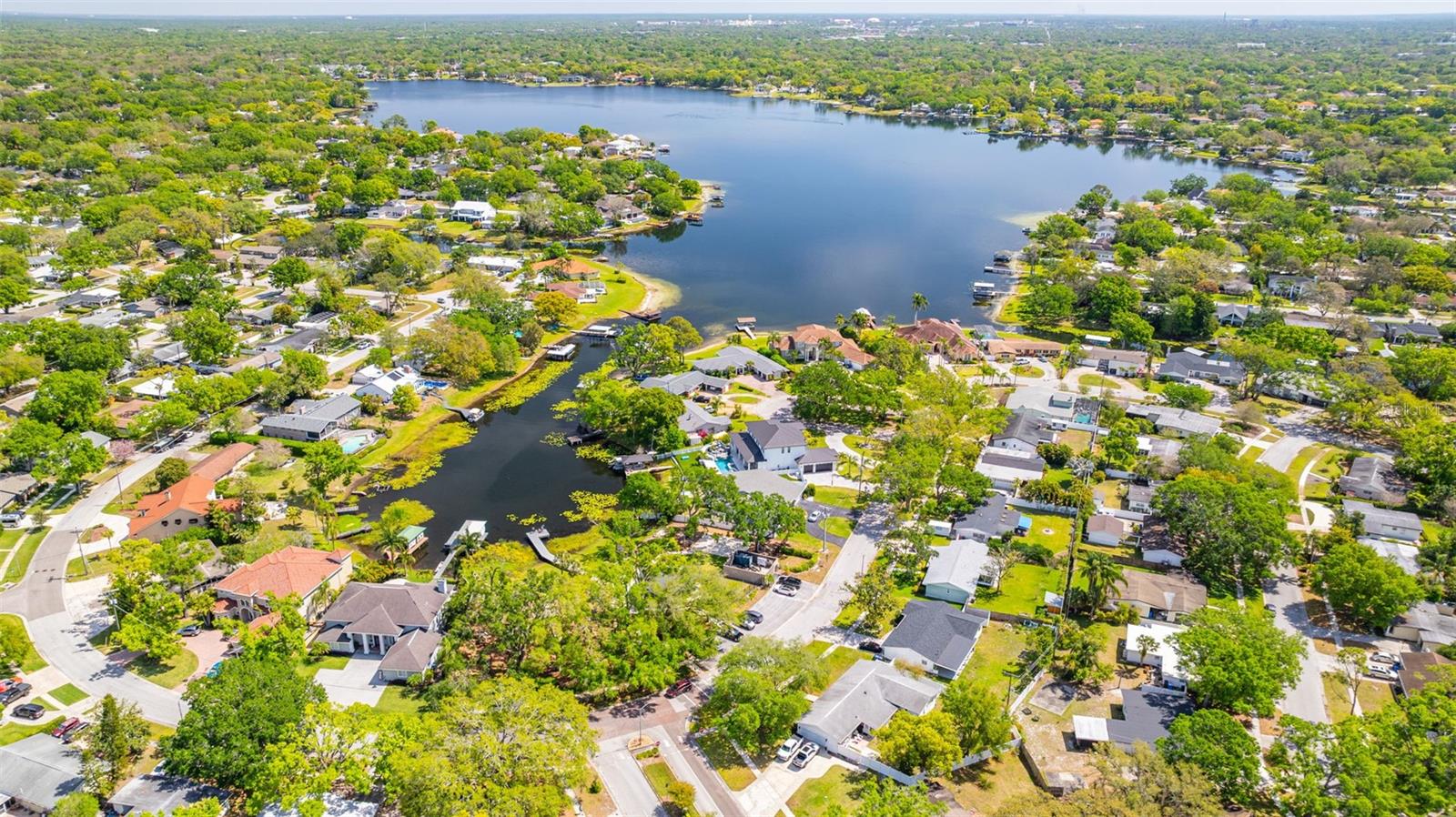 3310 VALENCIA RD, TAMPA, FL, 33618