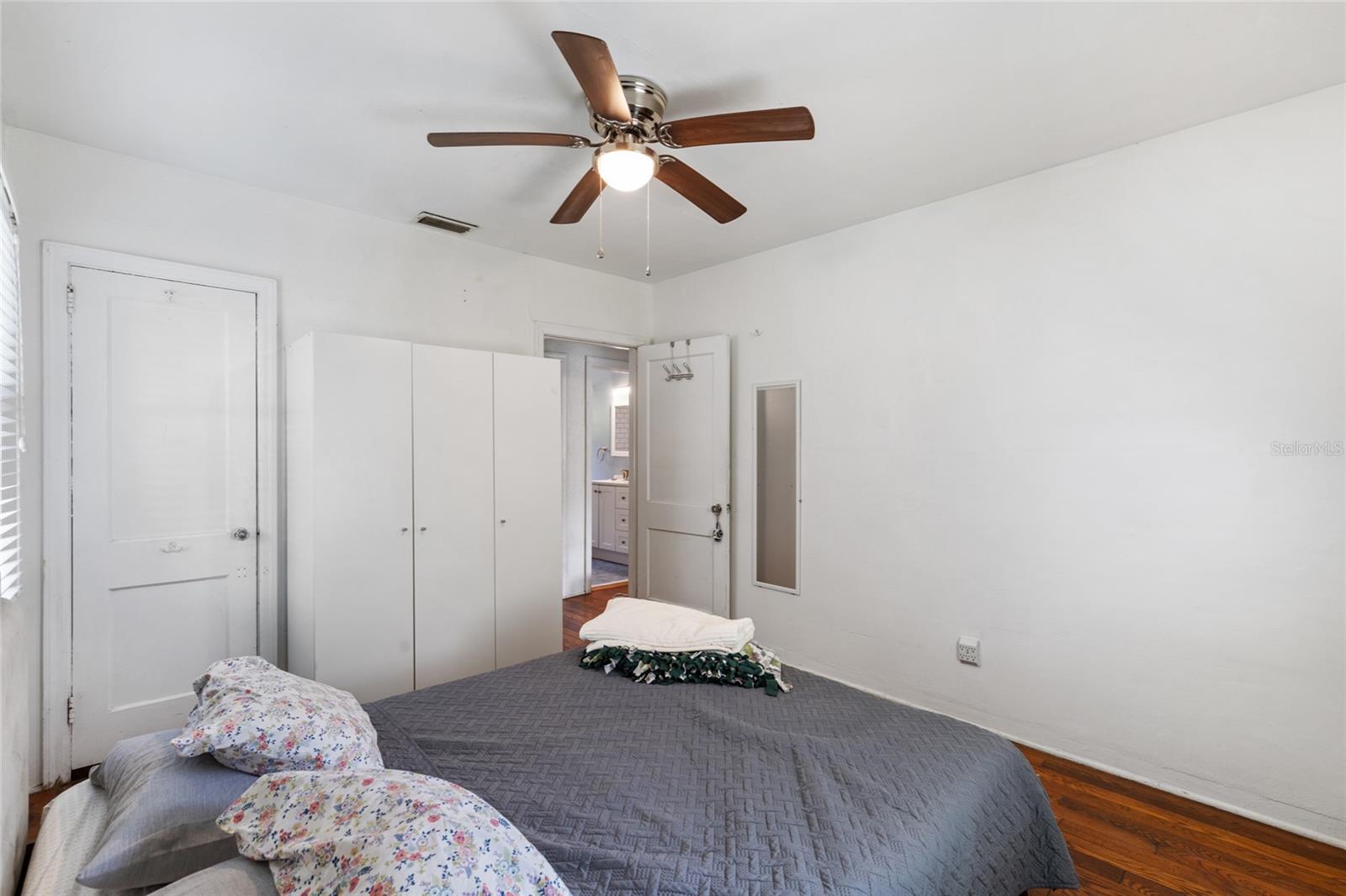 1010 NE 7TH PL, GAINESVILLE, FL, 32601