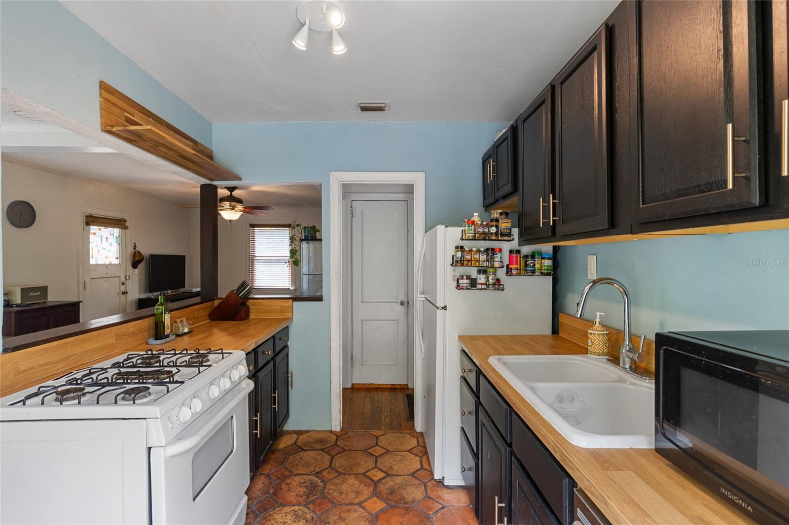1010 NE 7TH PL, GAINESVILLE, FL, 32601