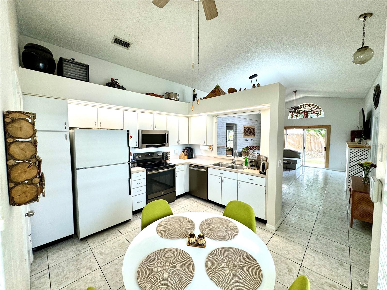 1517 LARKS NEST CT, ORLANDO, FL, 32824