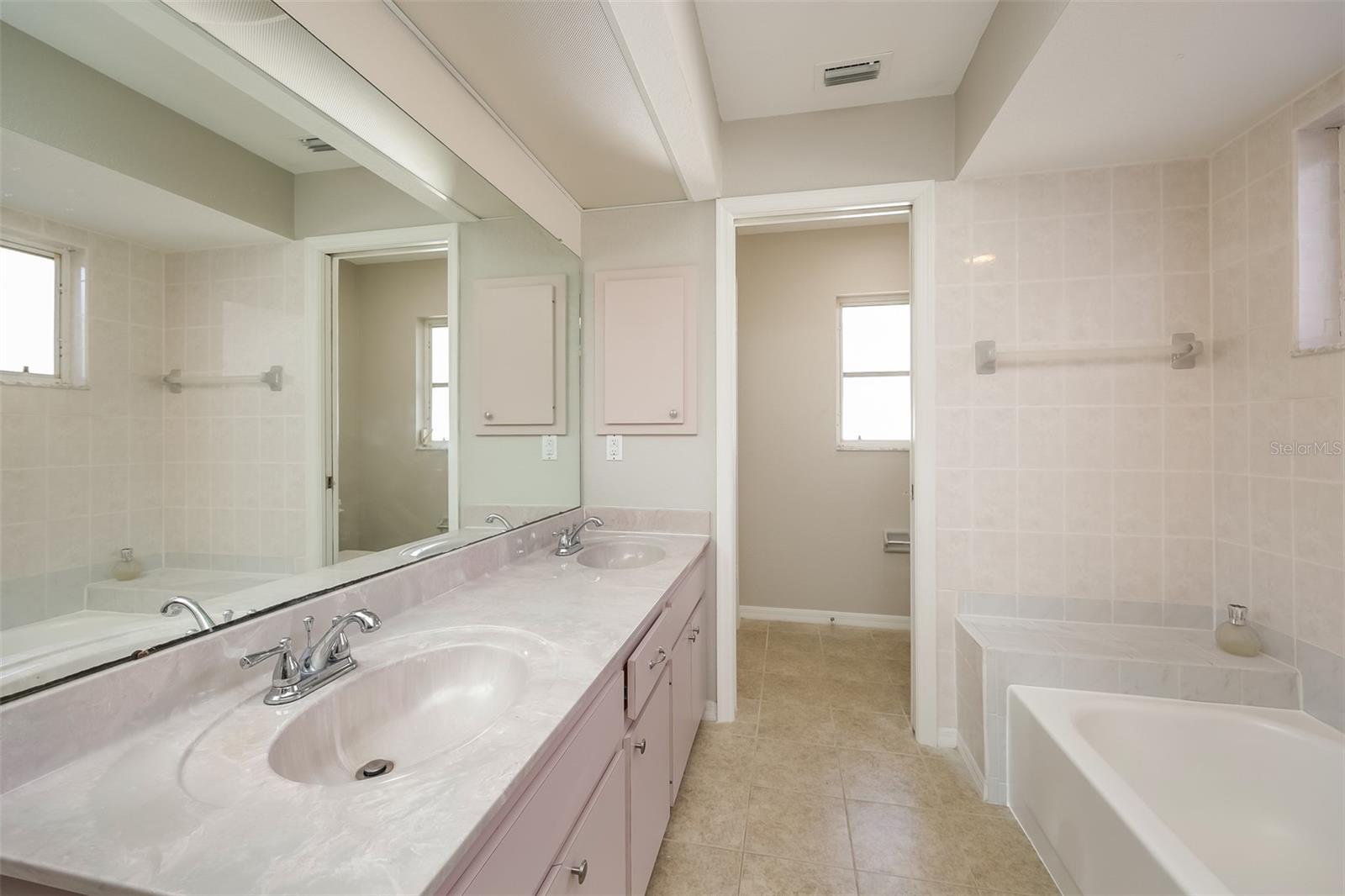 23060 NEWCUN AVE, PUNTA GORDA, FL, 33980