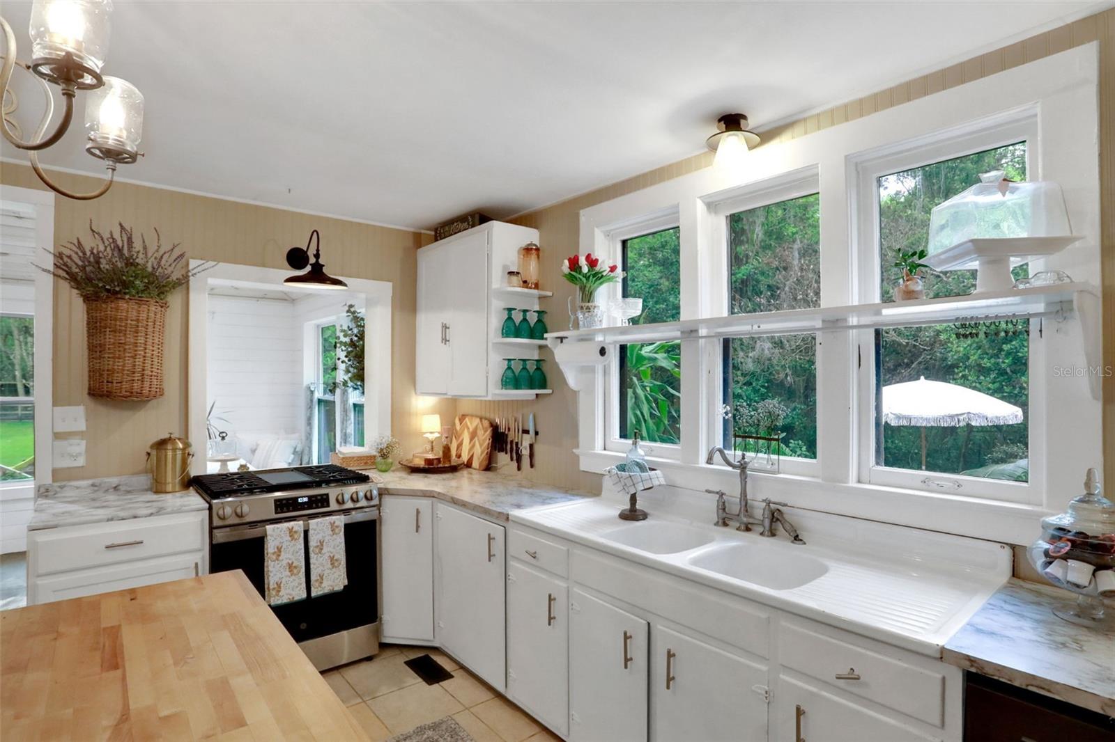 7265 BEACH RD, ELKTON, FL, 32033