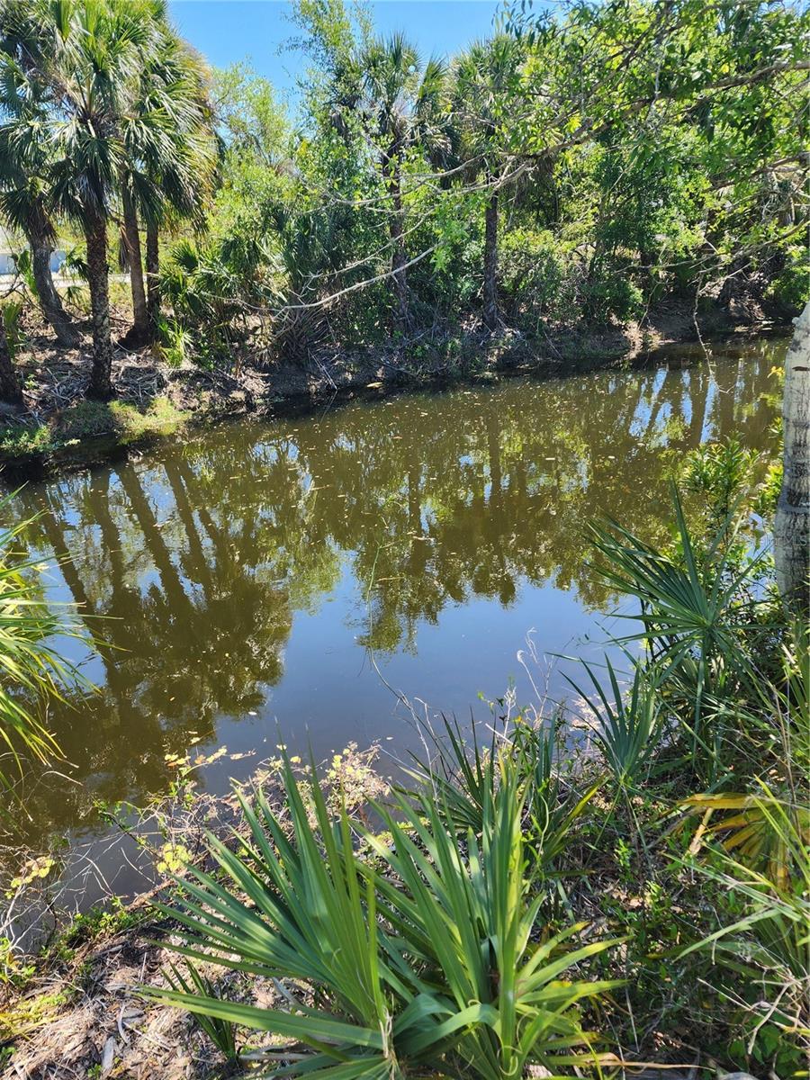 284 BARGER DR, PORT CHARLOTTE, FL, 33954