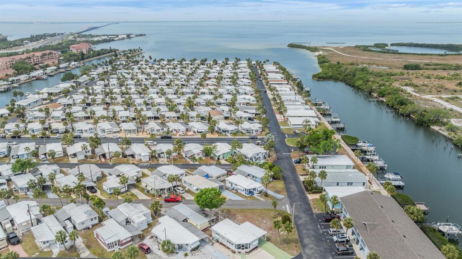 4851 W GANDY BLVD #B4L38, TAMPA, FL, 33611