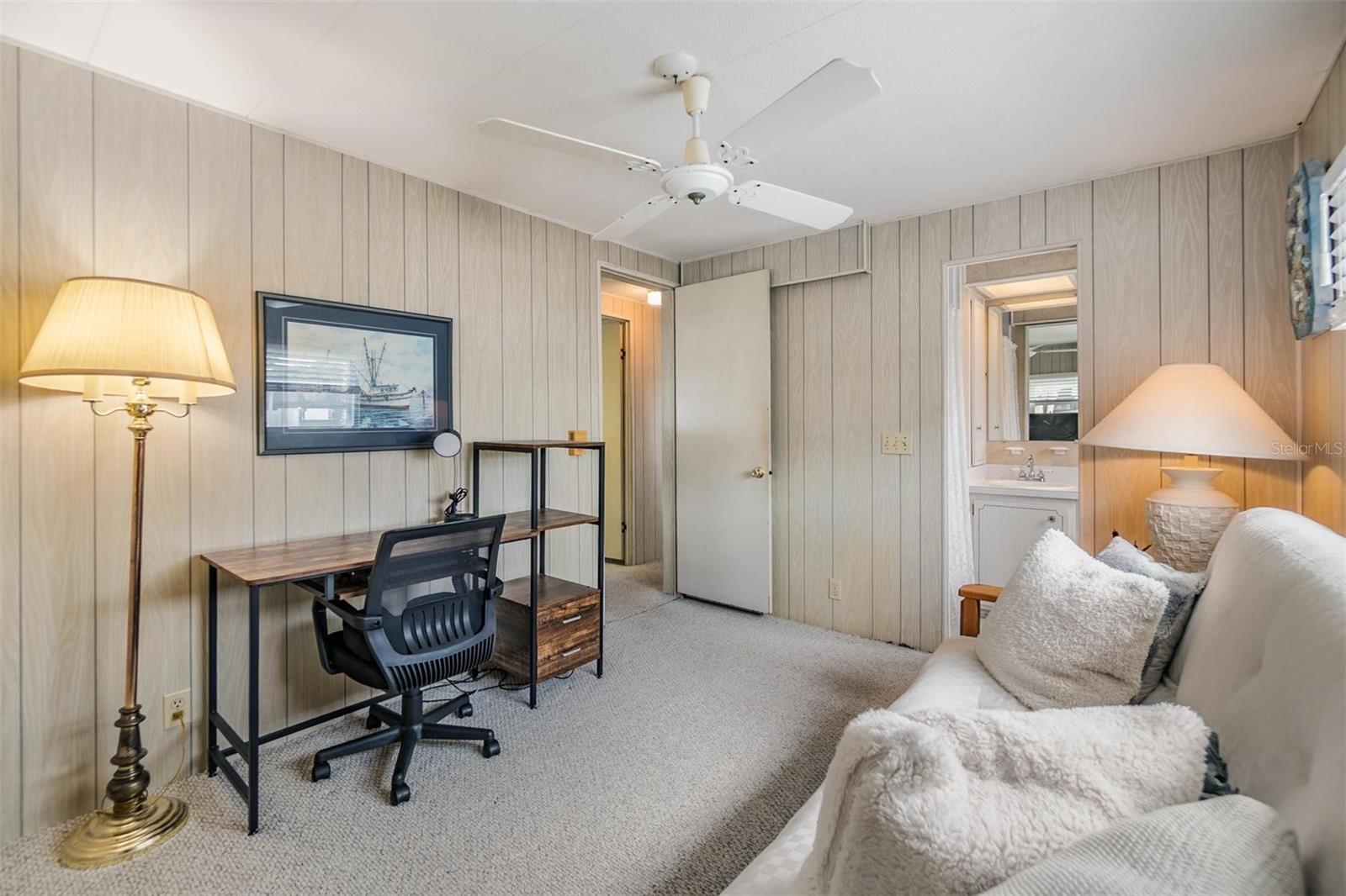 4851 W GANDY BLVD #B4L38, TAMPA, FL, 33611