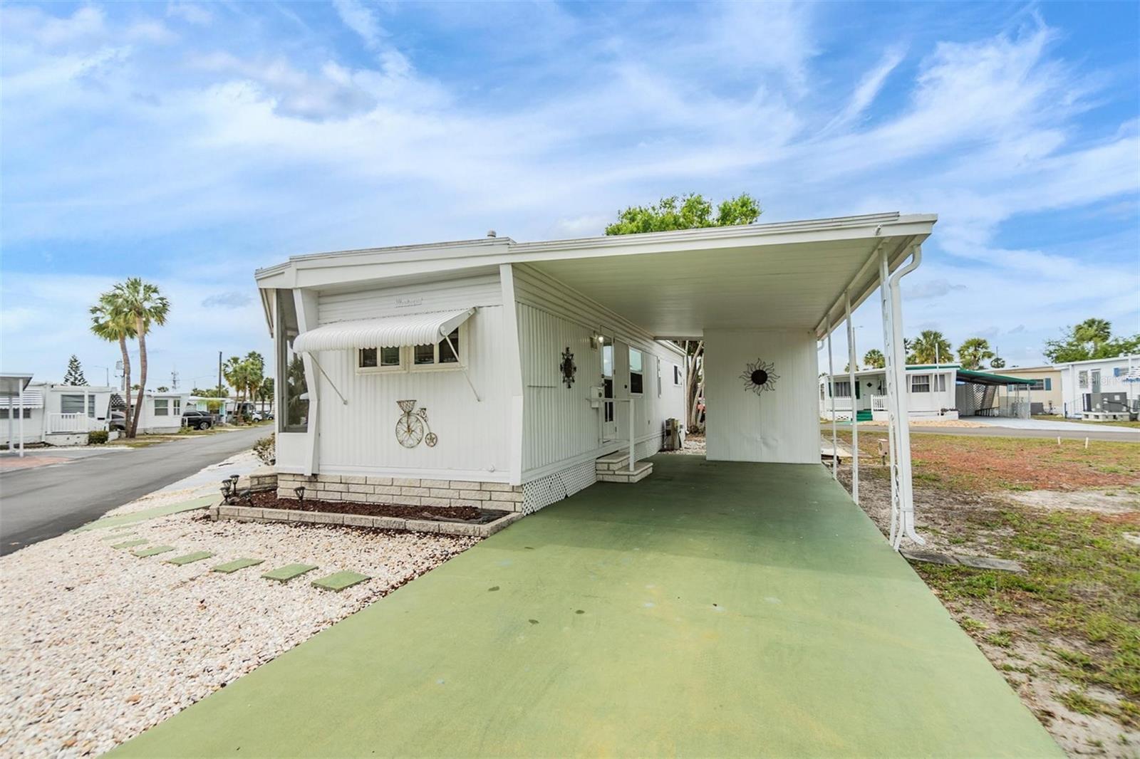 4851 W GANDY BLVD #B4L38, TAMPA, FL, 33611