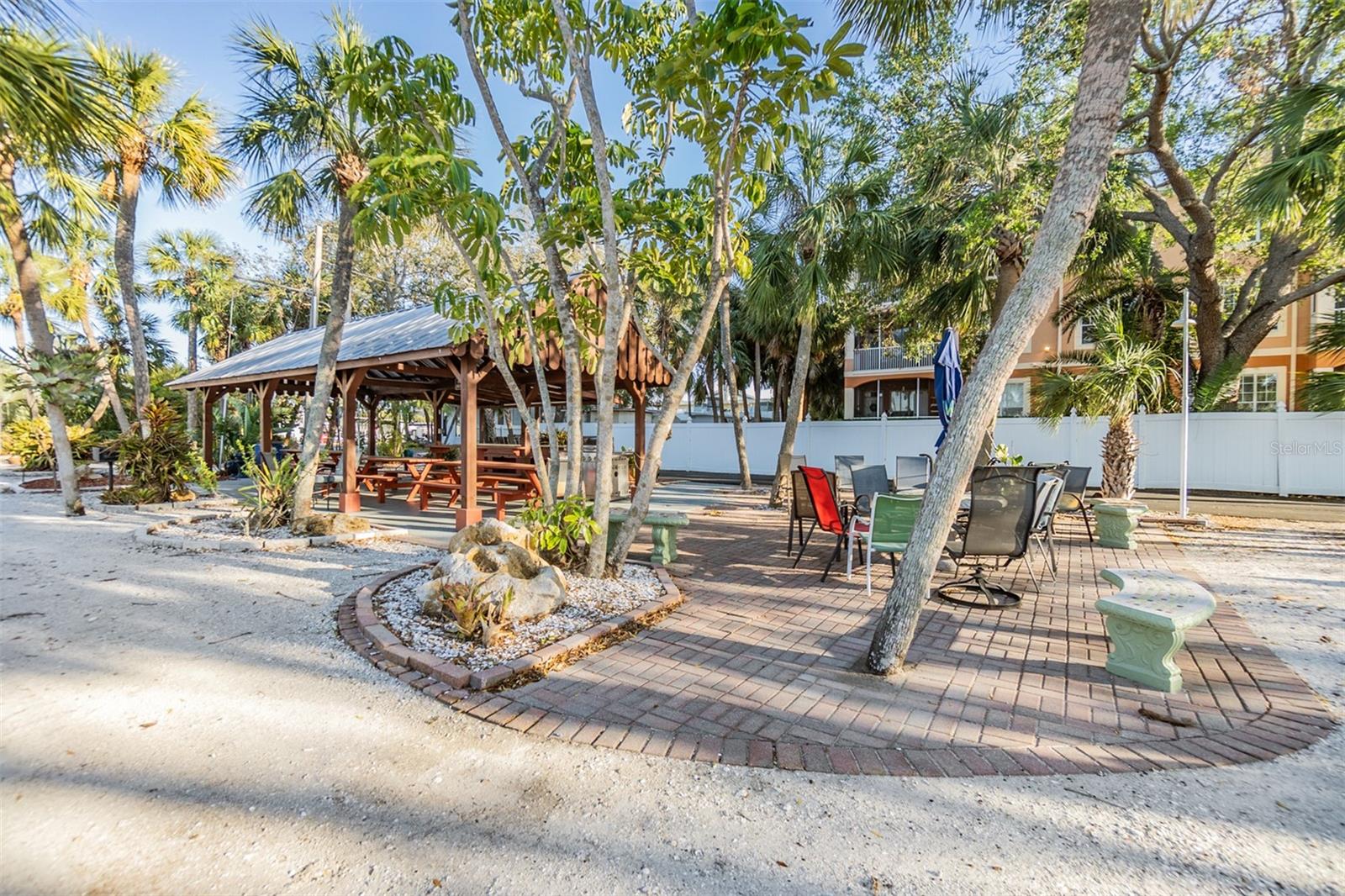 4851 W GANDY BLVD #B4L38, TAMPA, FL, 33611