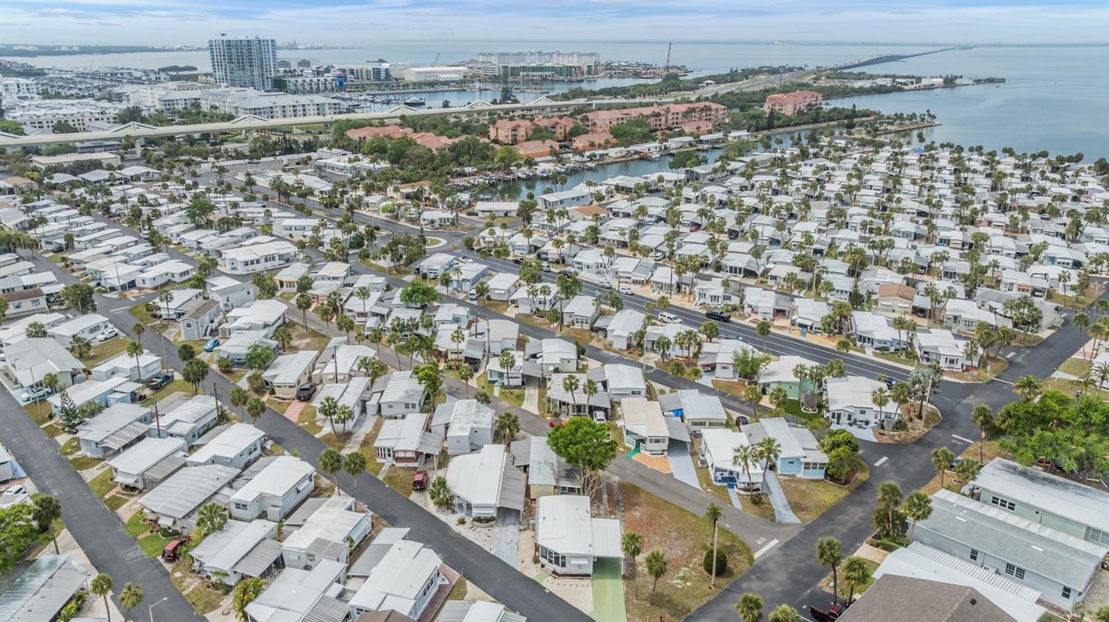 4851 W GANDY BLVD #B4L38, TAMPA, FL, 33611