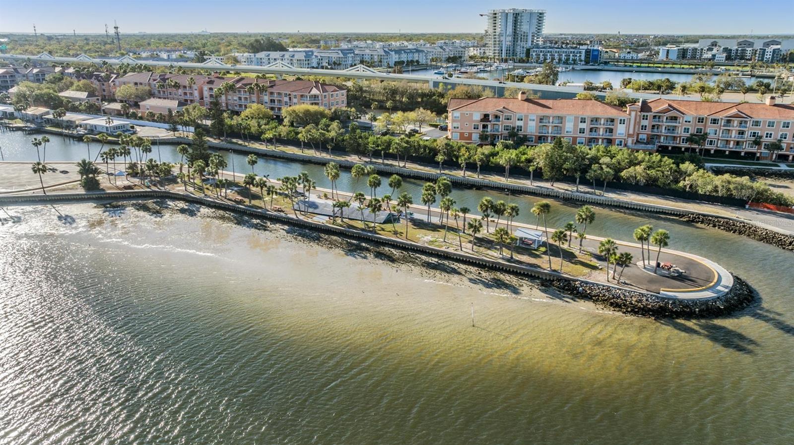 4851 W GANDY BLVD #B4L38, TAMPA, FL, 33611