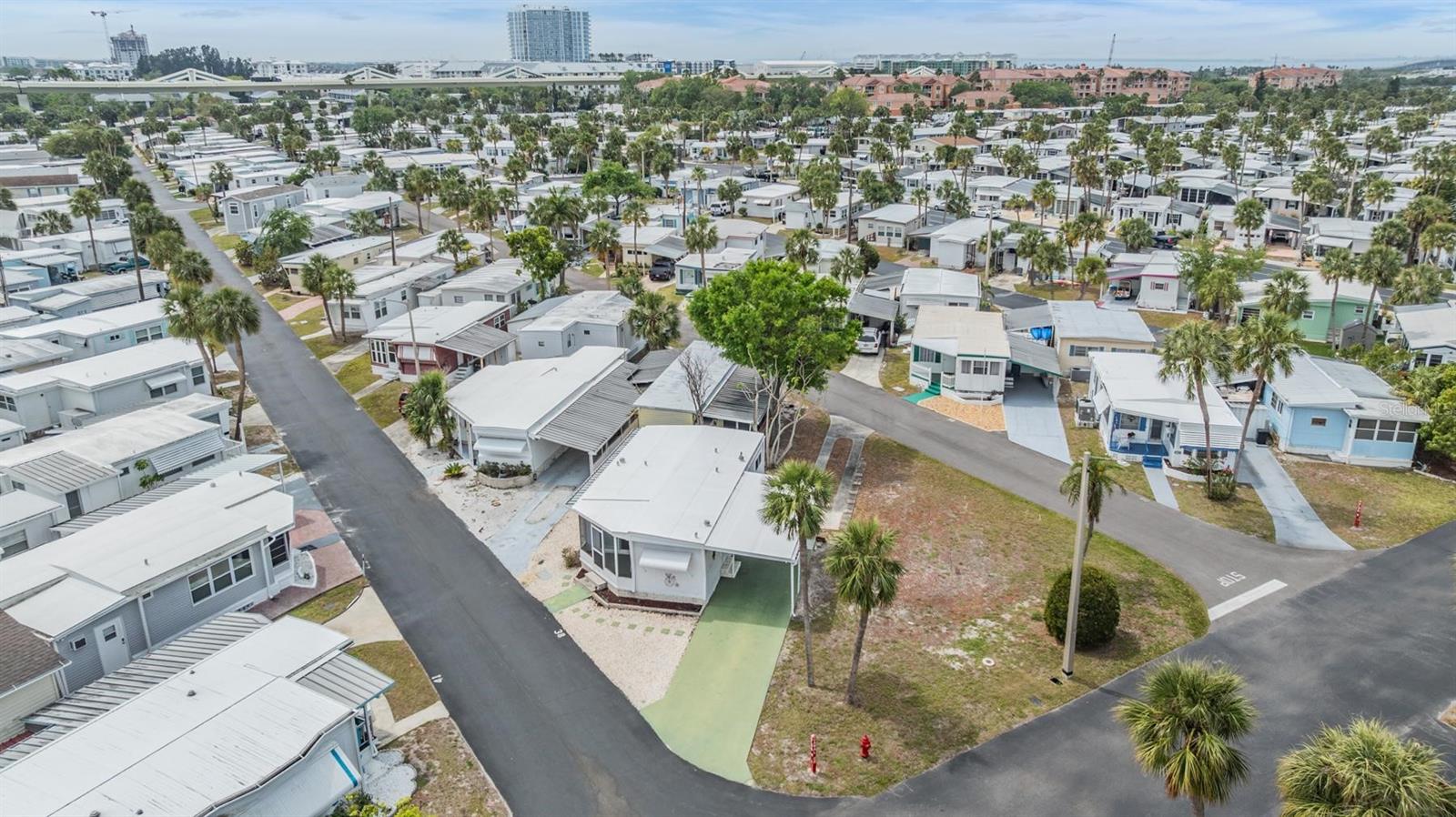 4851 W GANDY BLVD #B4L38, TAMPA, FL, 33611
