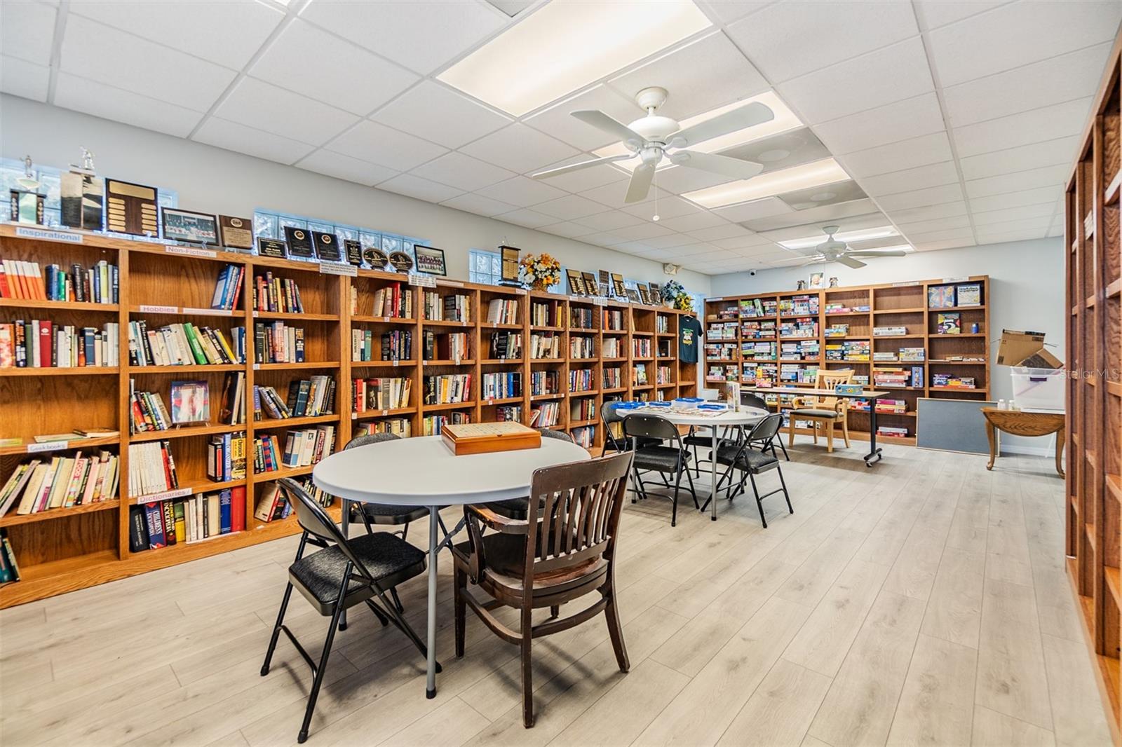 4851 W GANDY BLVD #B4L38, TAMPA, FL, 33611