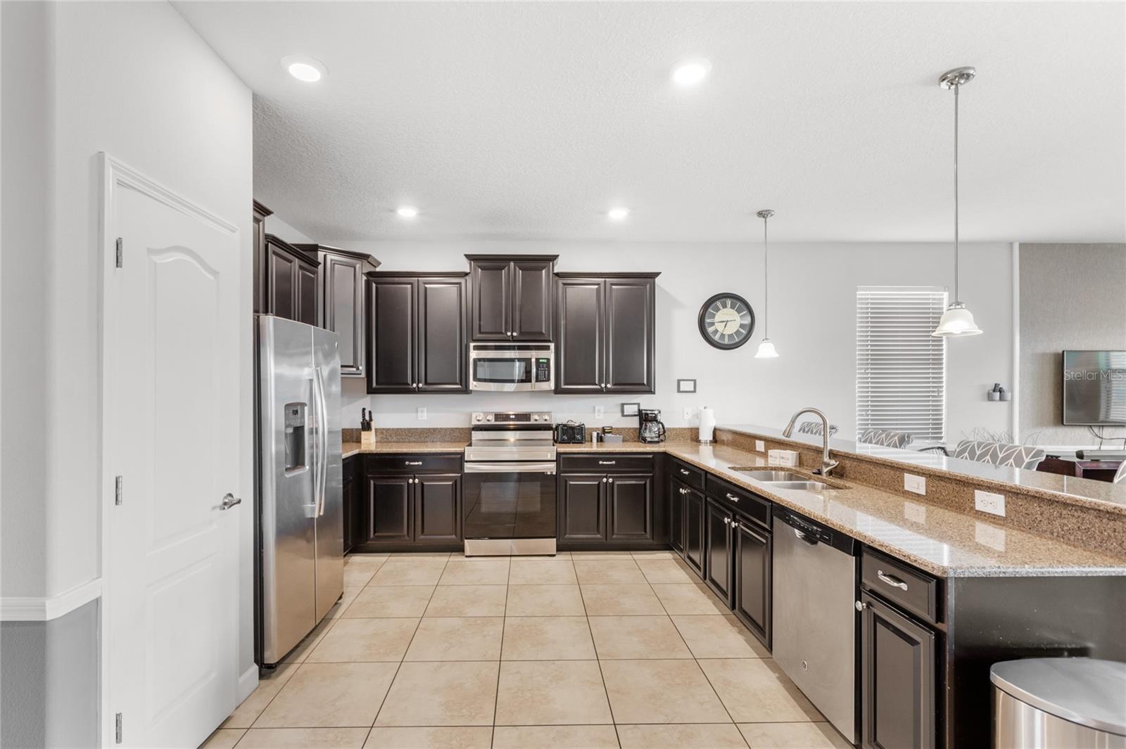 1435 ROLLING FAIRWAY DR, DAVENPORT, FL, 33896