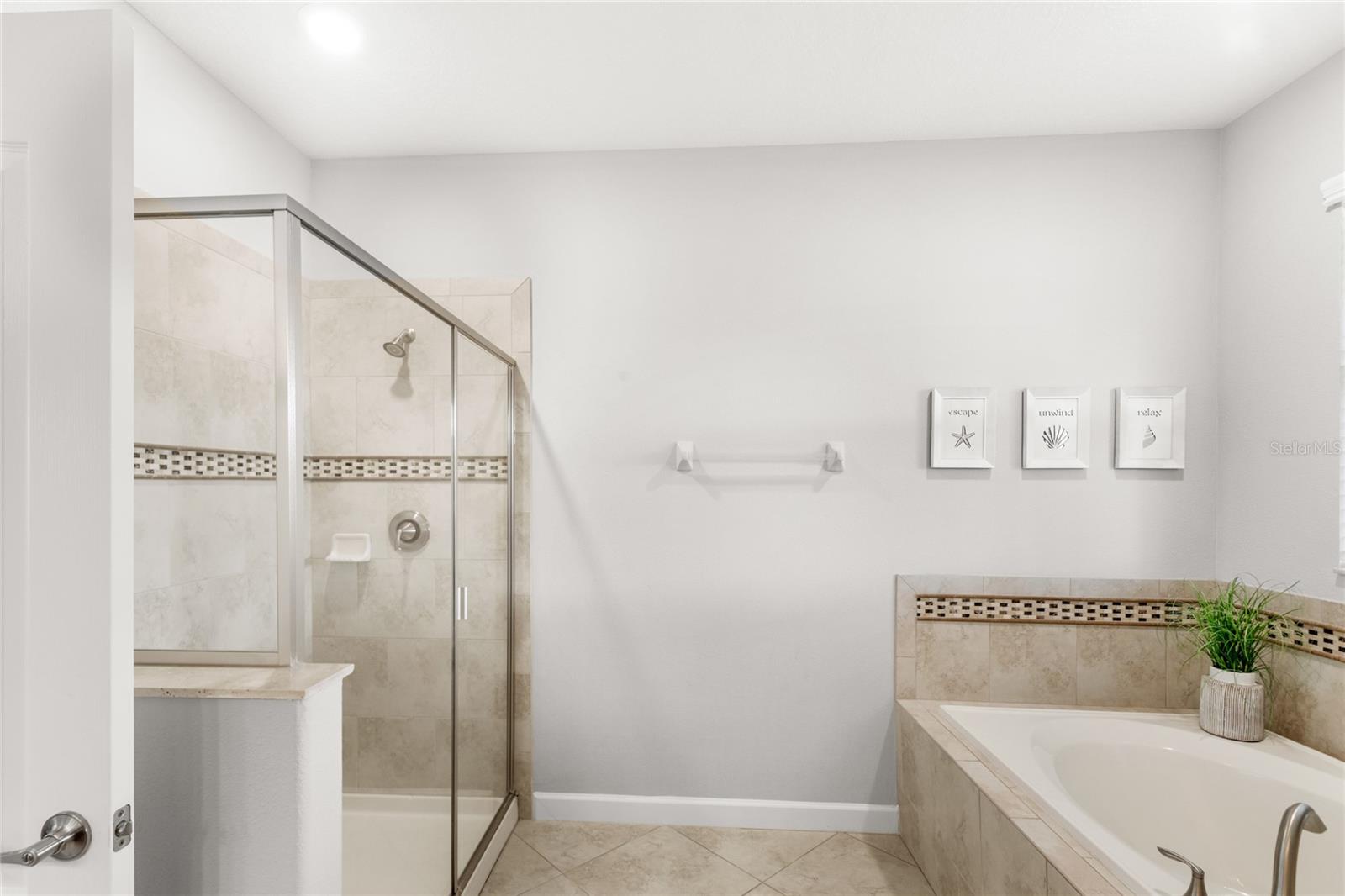 1435 ROLLING FAIRWAY DR, DAVENPORT, FL, 33896