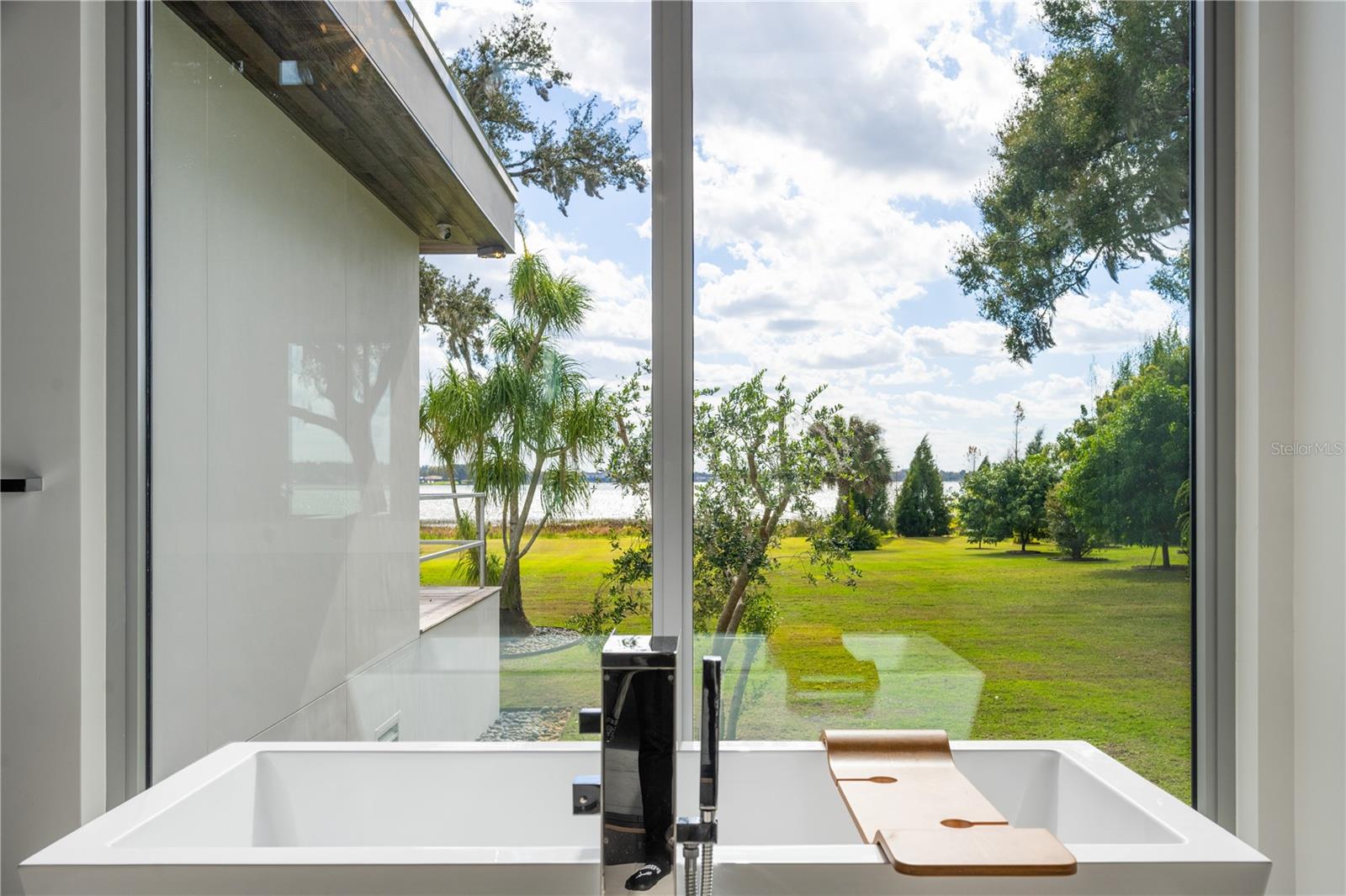 180 BRIGHAM RD NW, WINTER HAVEN, FL, 33881