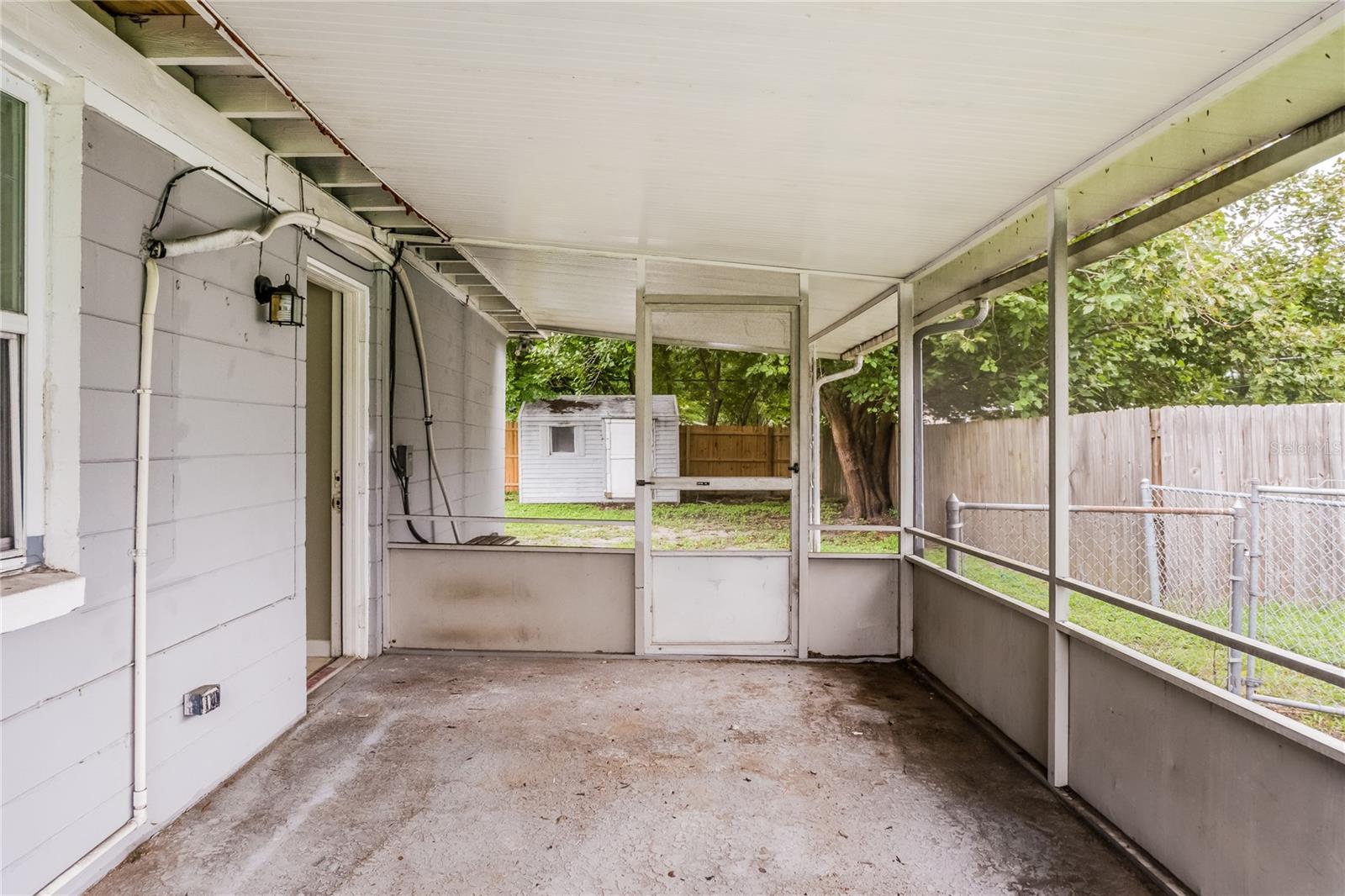 518 GASTON FOSTER RD, ORLANDO, FL, 32807
