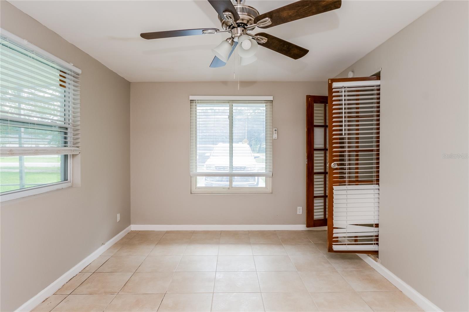518 GASTON FOSTER RD, ORLANDO, FL, 32807