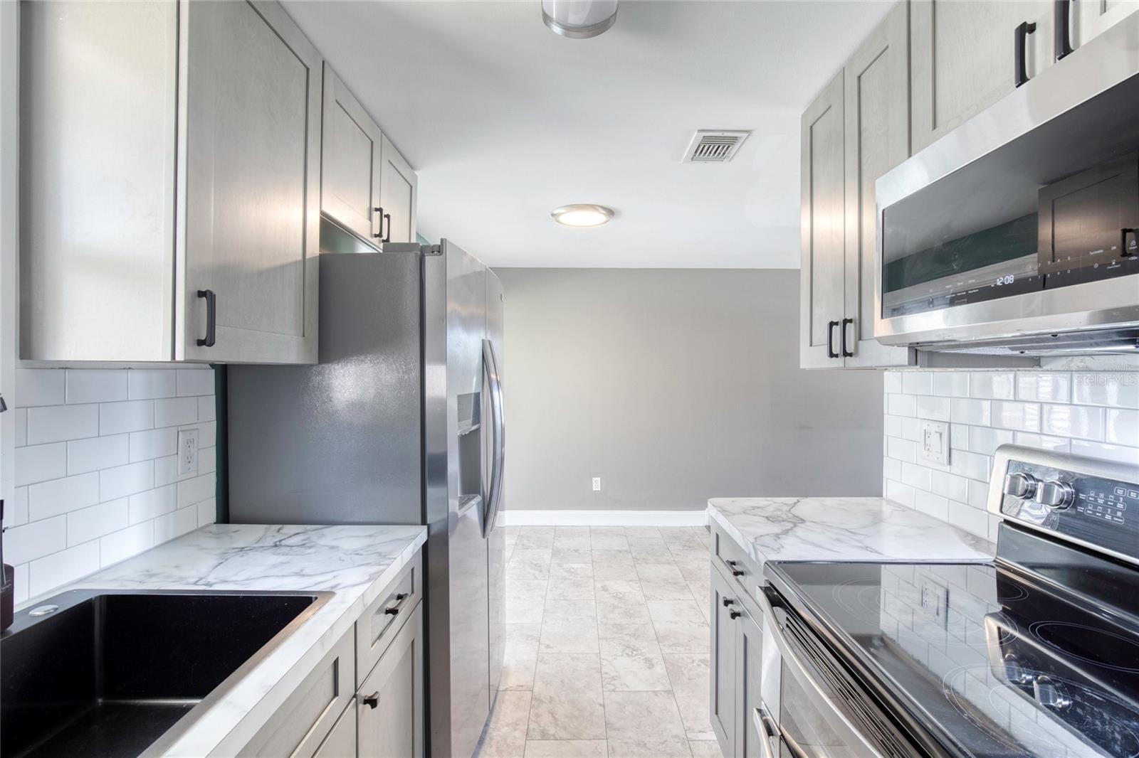 2453 HOPE AVE, DELTONA, FL, 32738
