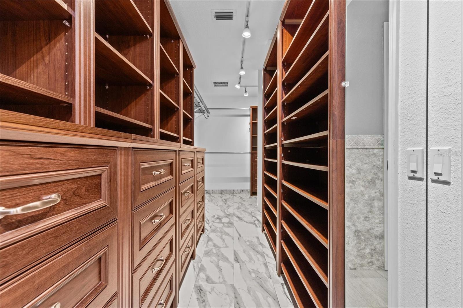 1700 HUNTER LN, TARPON SPRINGS, FL, 34689