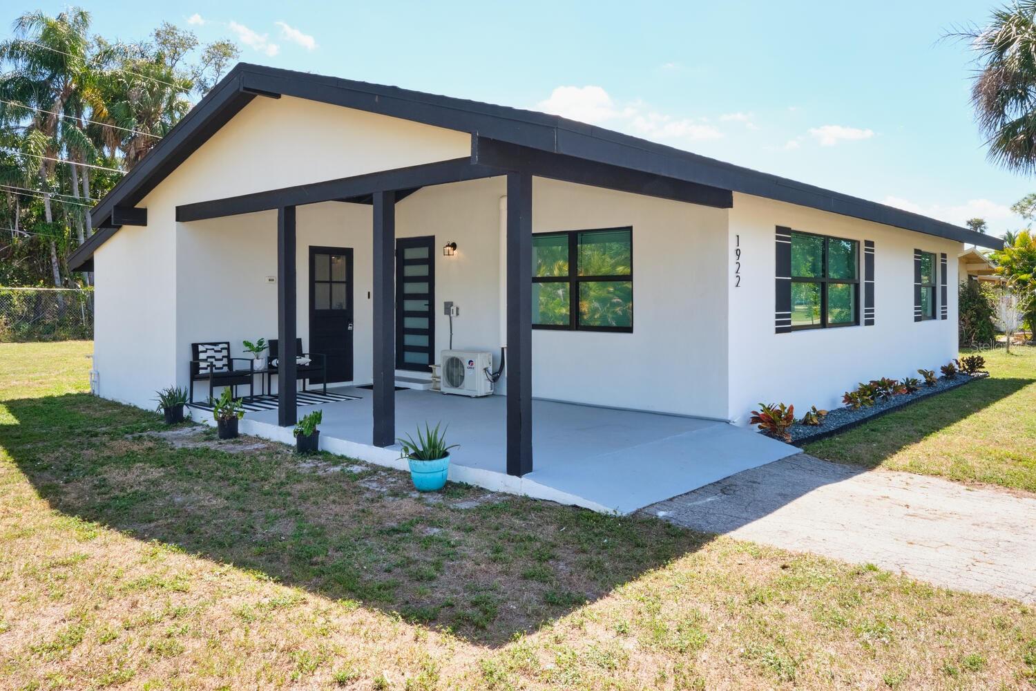 1922 FLAMINGO DR, NORTH FORT MYERS, FL, 33917