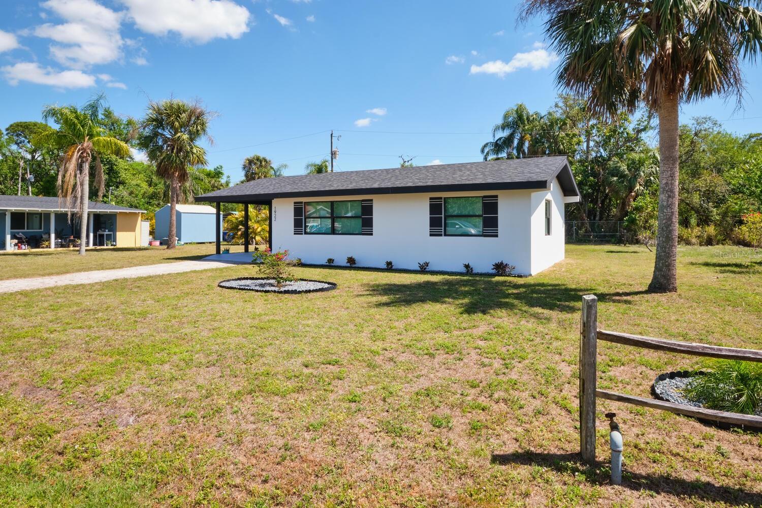 1922 FLAMINGO DR, NORTH FORT MYERS, FL, 33917