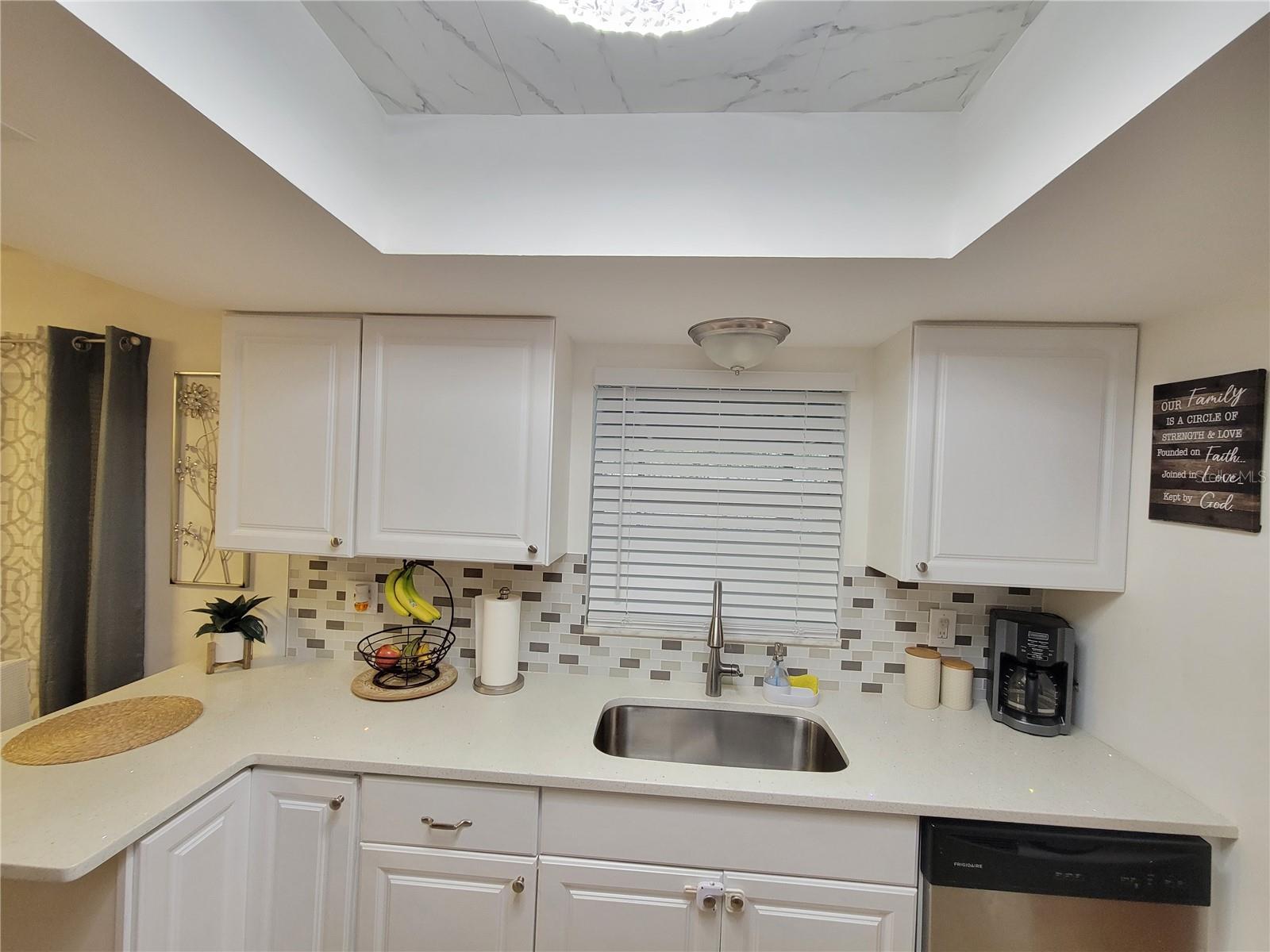 523 OAKBRIAR PL, BRANDON, FL, 33510