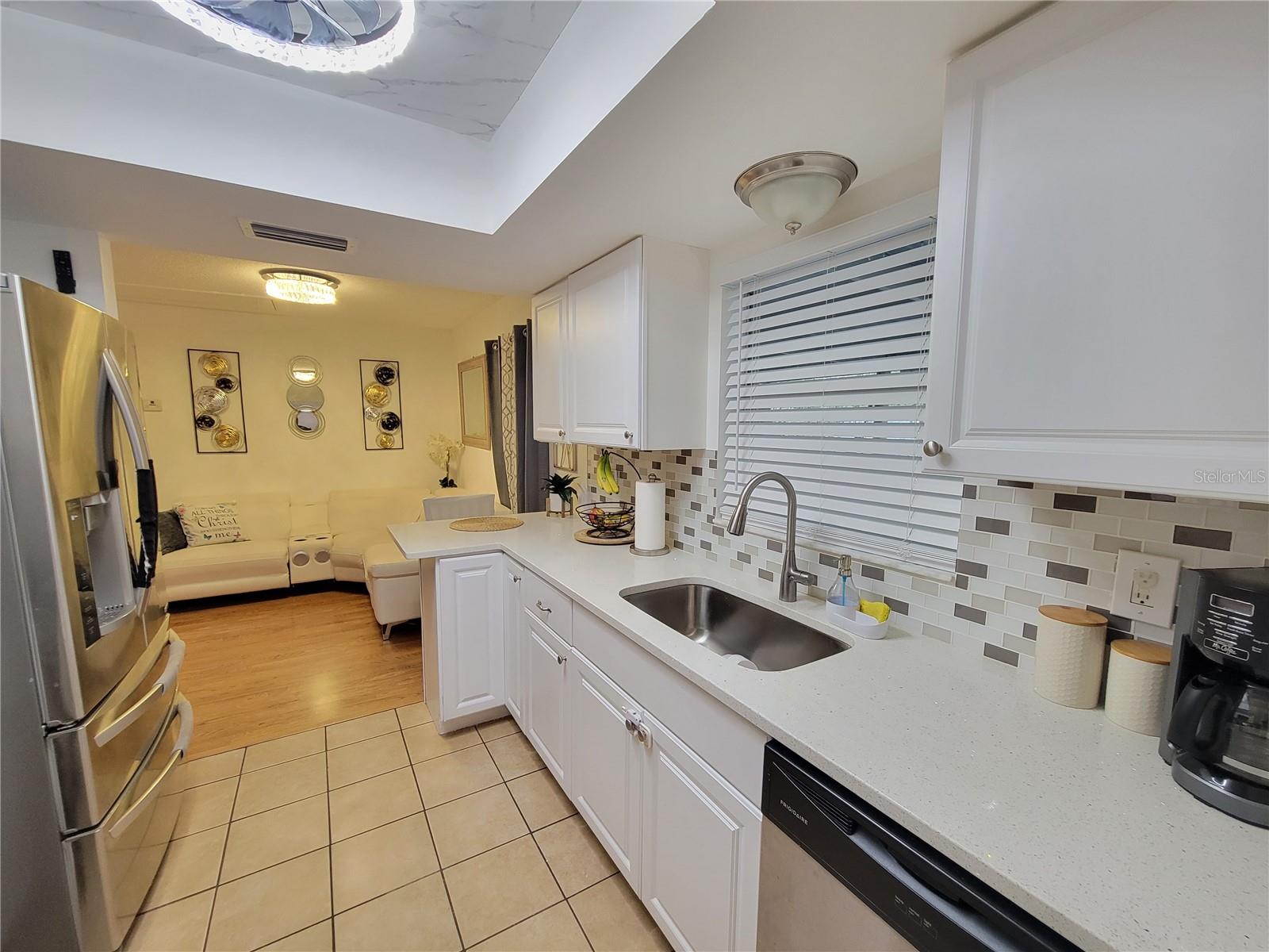 523 OAKBRIAR PL, BRANDON, FL, 33510