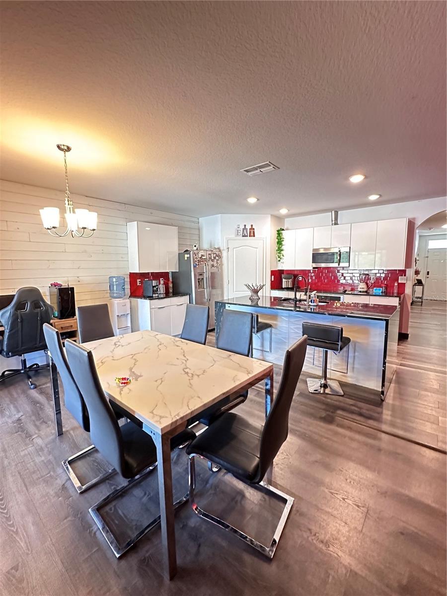 377 HOLLY BERRY DR, DAVENPORT, FL, 33897
