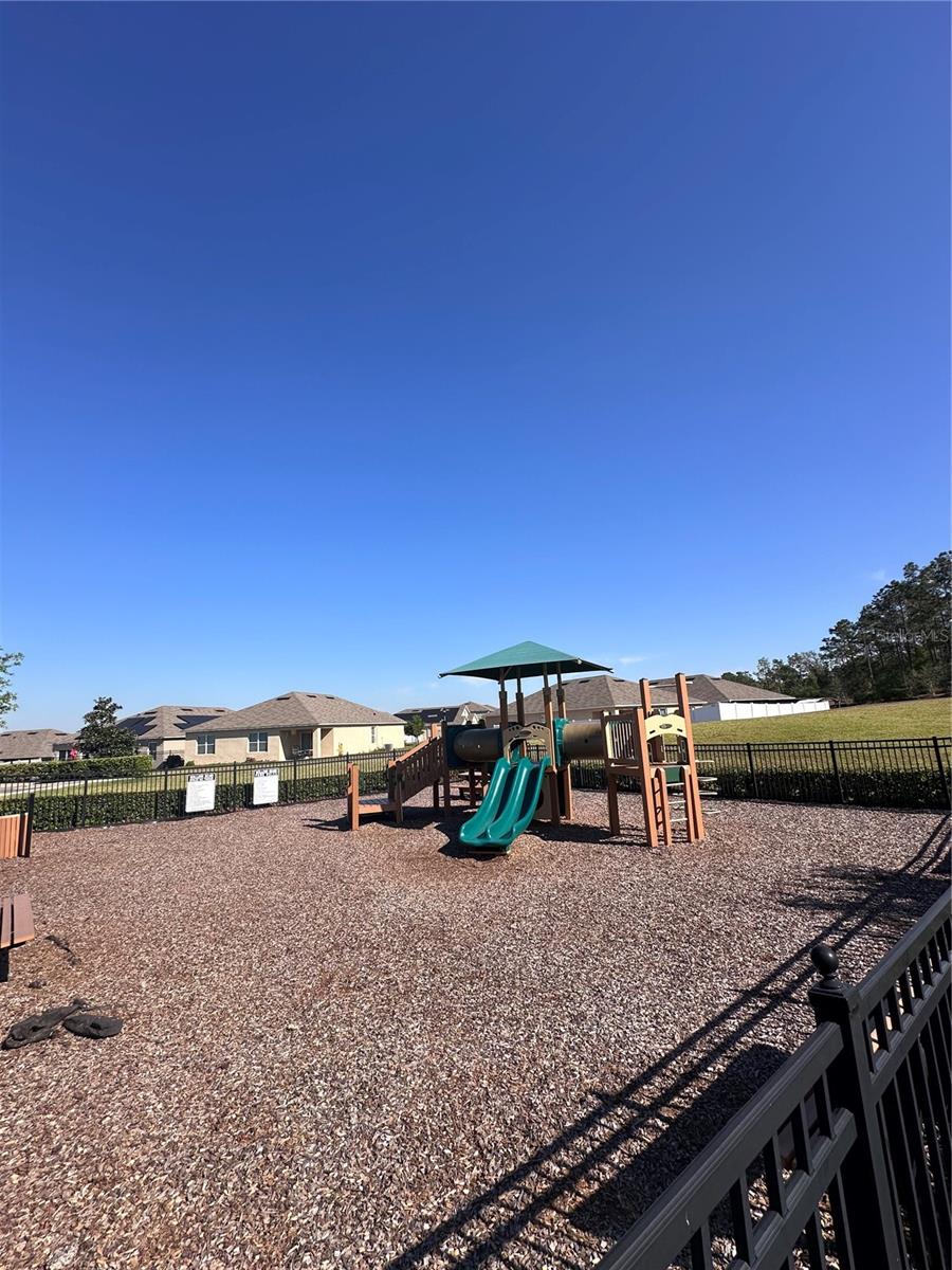 377 HOLLY BERRY DR, DAVENPORT, FL, 33897