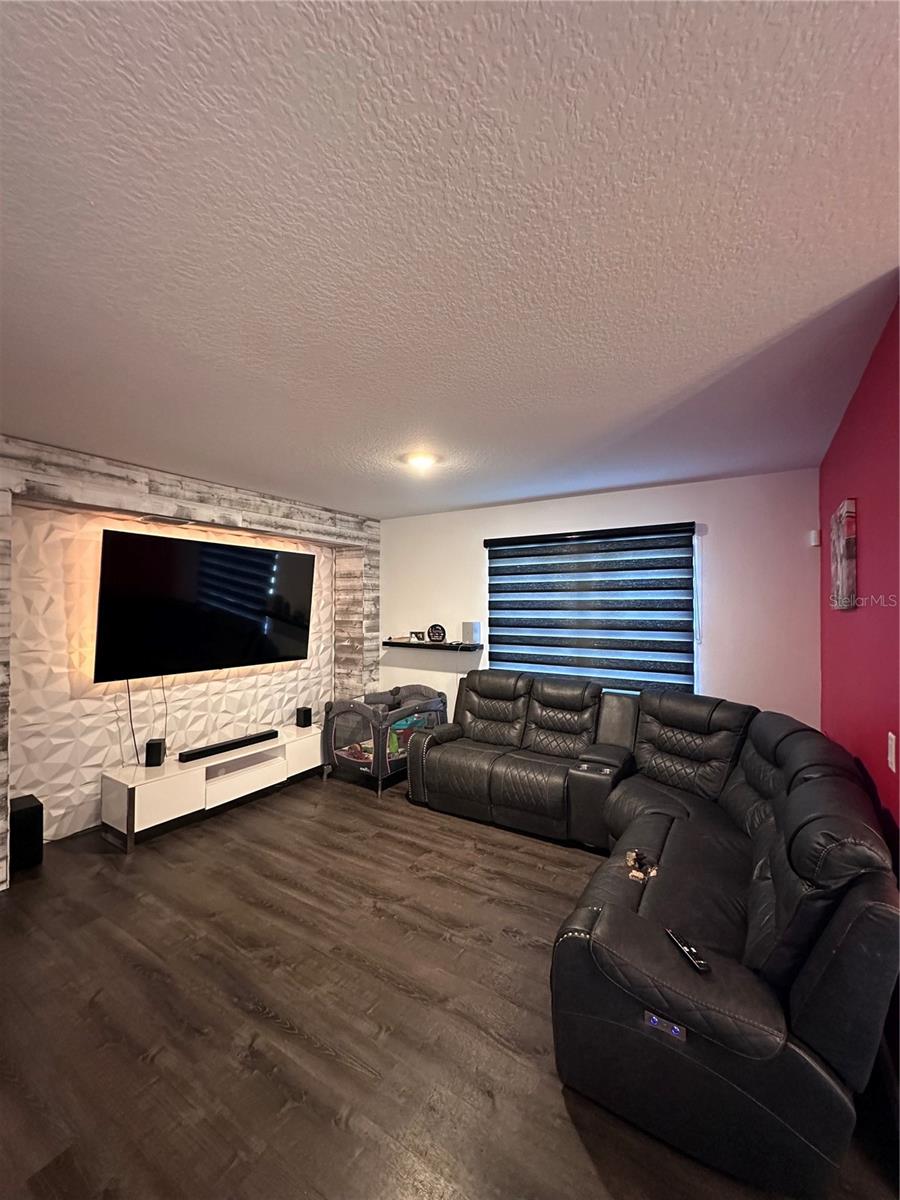 377 HOLLY BERRY DR, DAVENPORT, FL, 33897